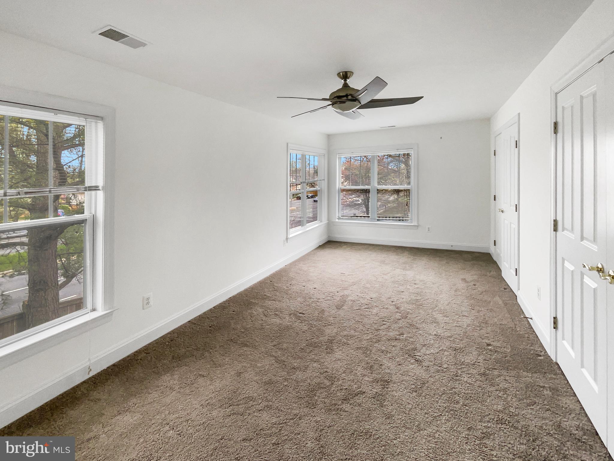 WESTON HILLS - Residential