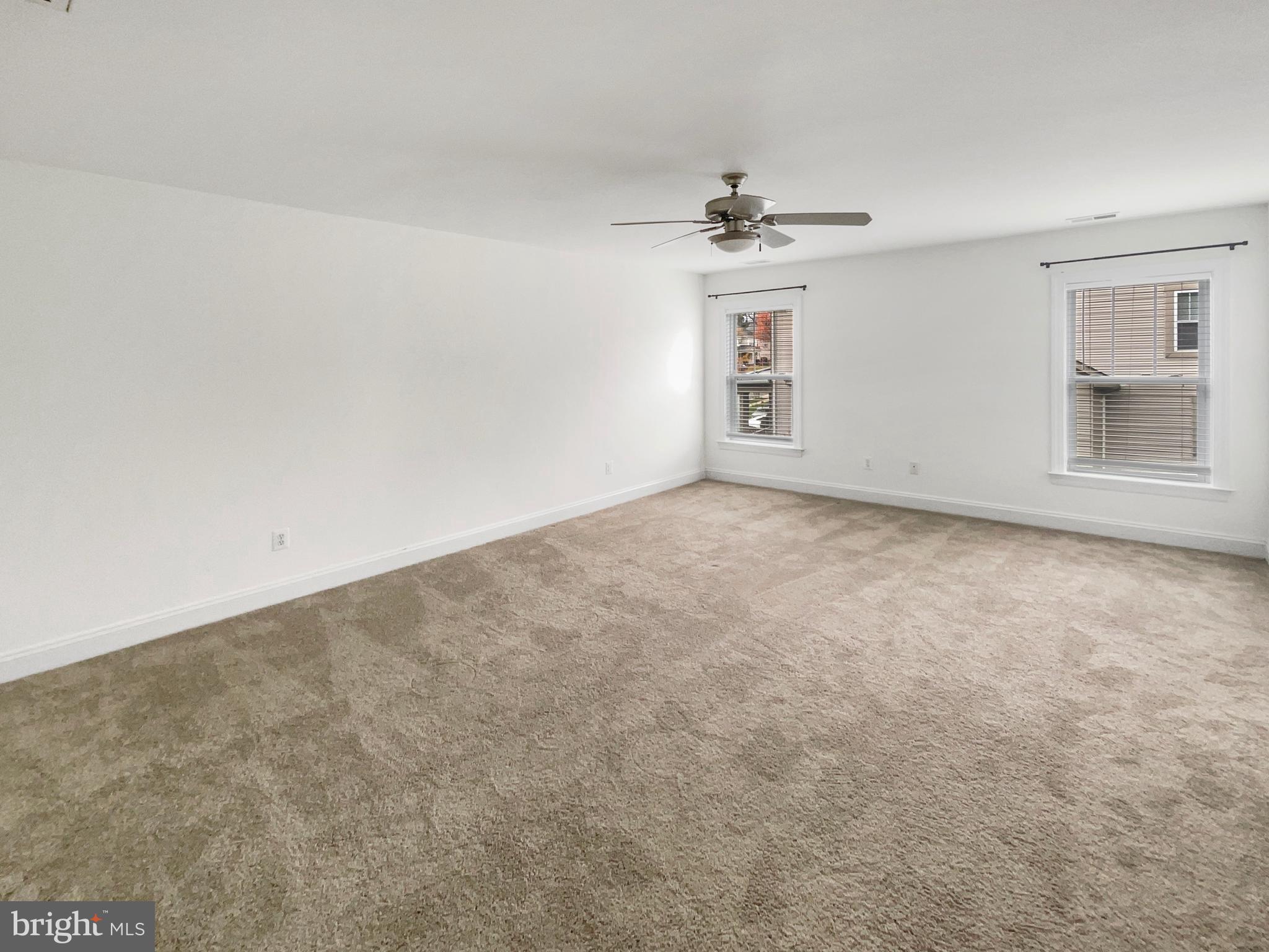 WESTON HILLS - Residential