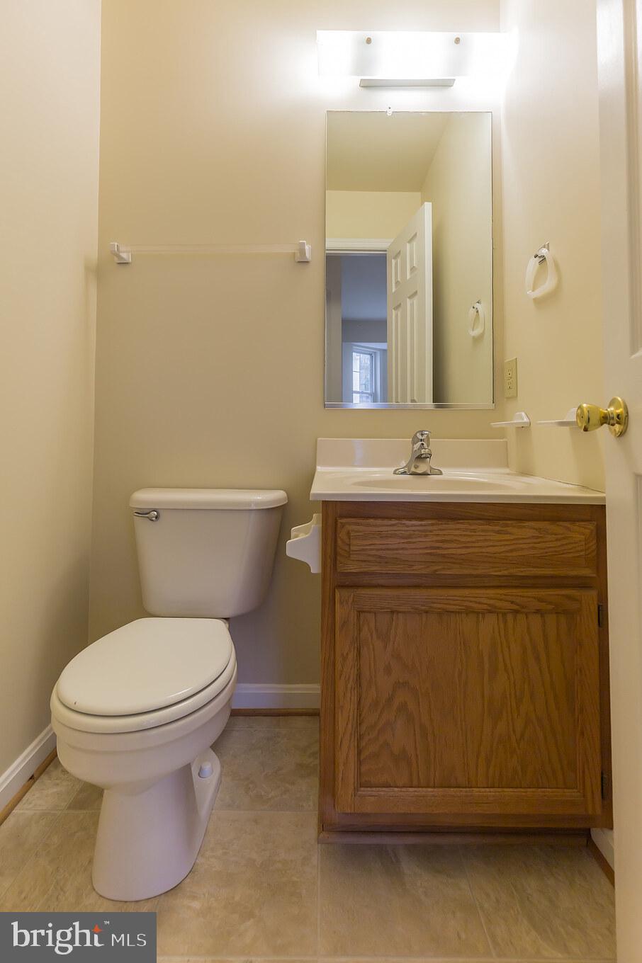 CAPTAINS QUARTER CONDOMINIUM - Residential Lease