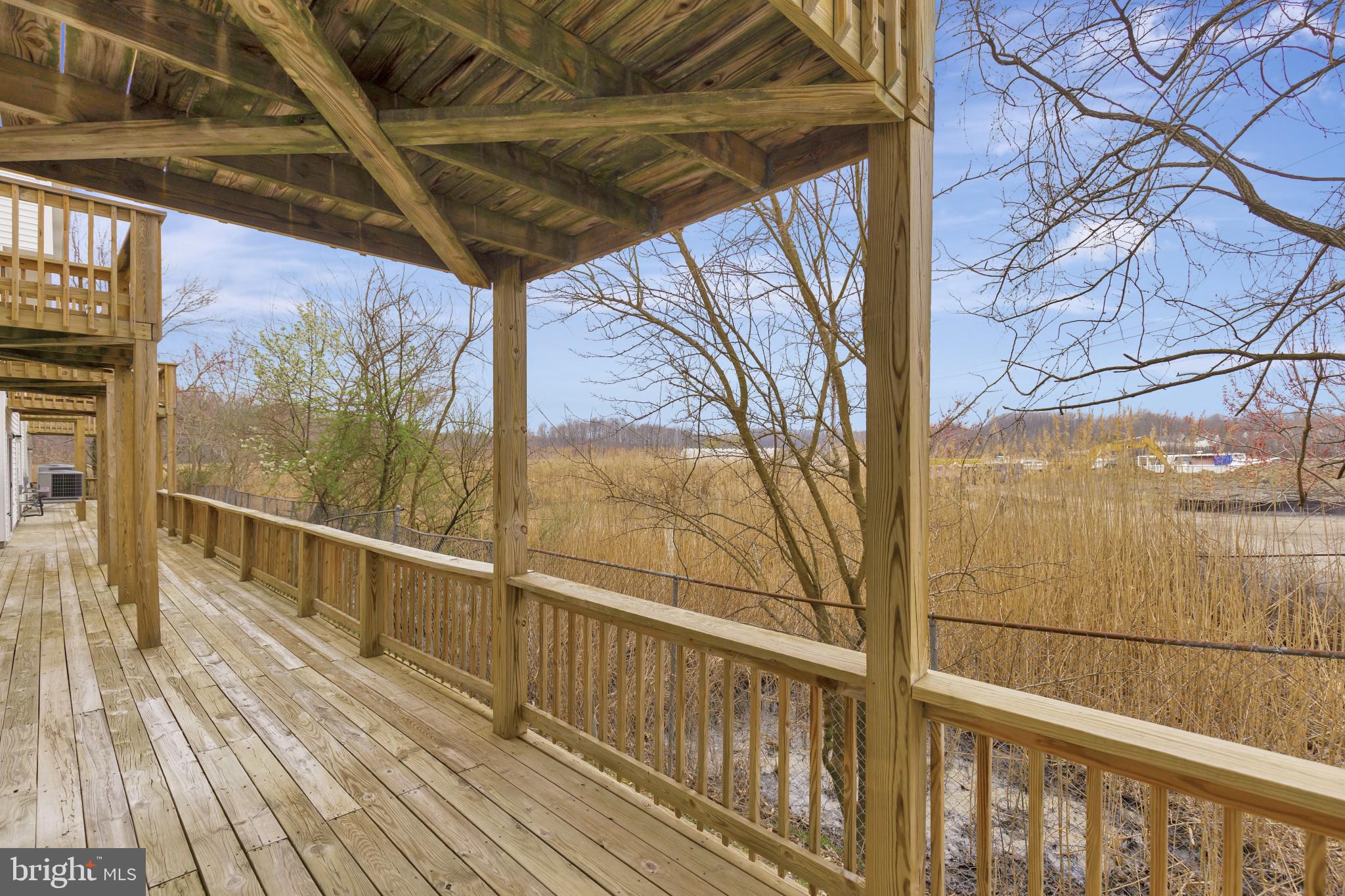 CAPTAINS QUARTER CONDOMINIUM - Residential Lease