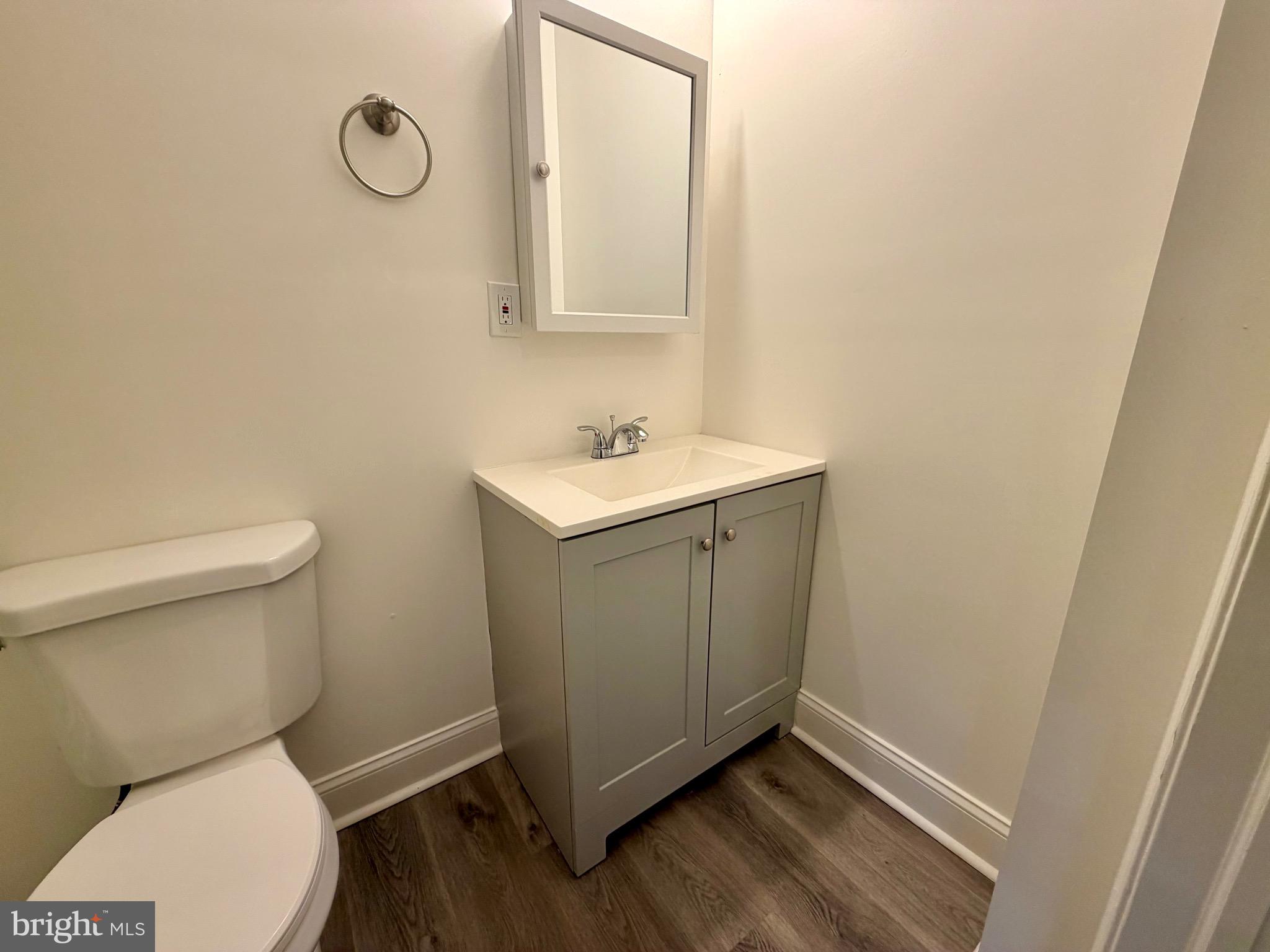 SANDTOWN-WINCHESTER - Residential