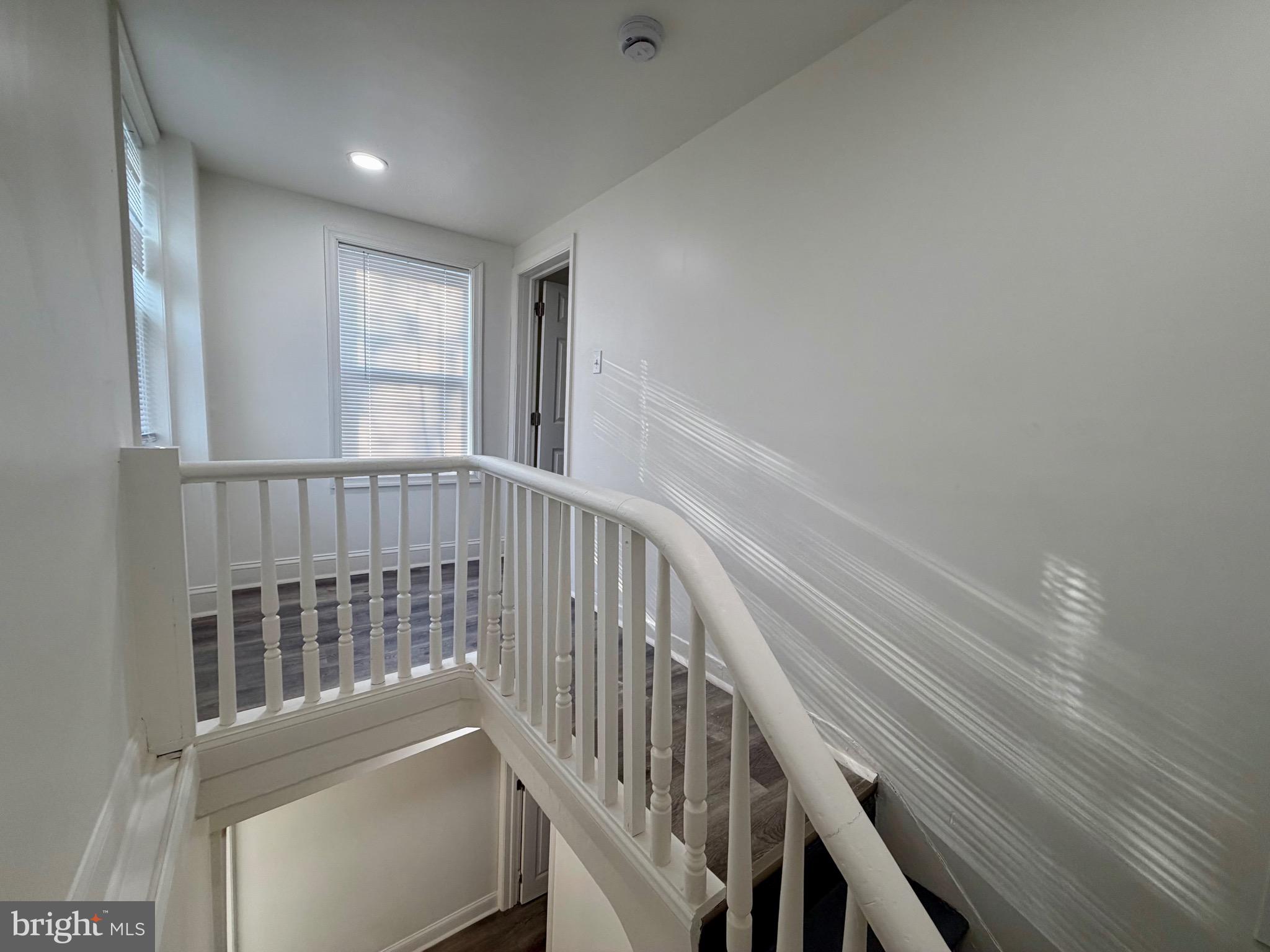 SANDTOWN-WINCHESTER - Residential