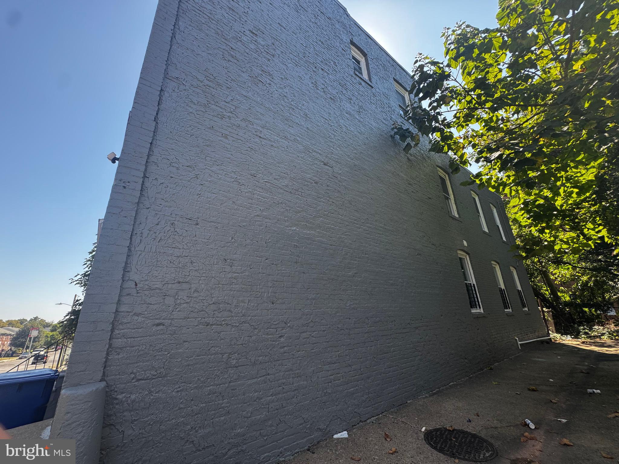 SANDTOWN-WINCHESTER - Residential