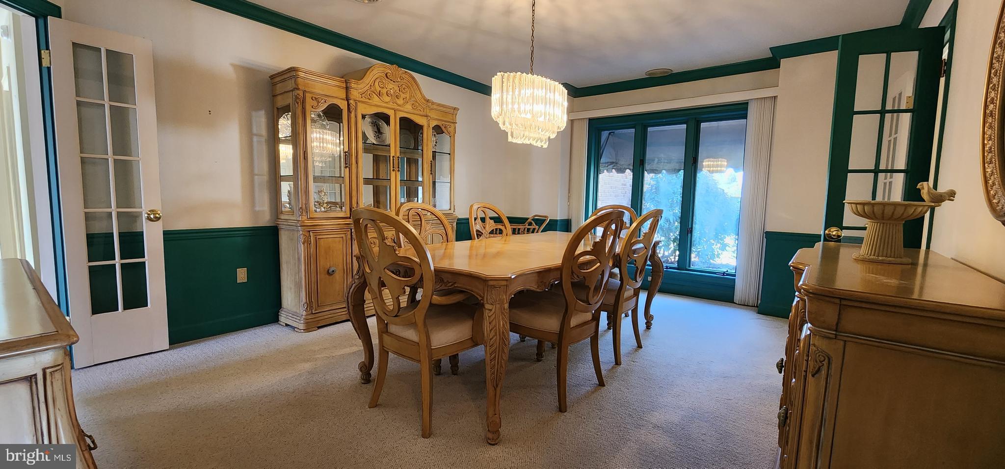 FOREST HILLS - Residential