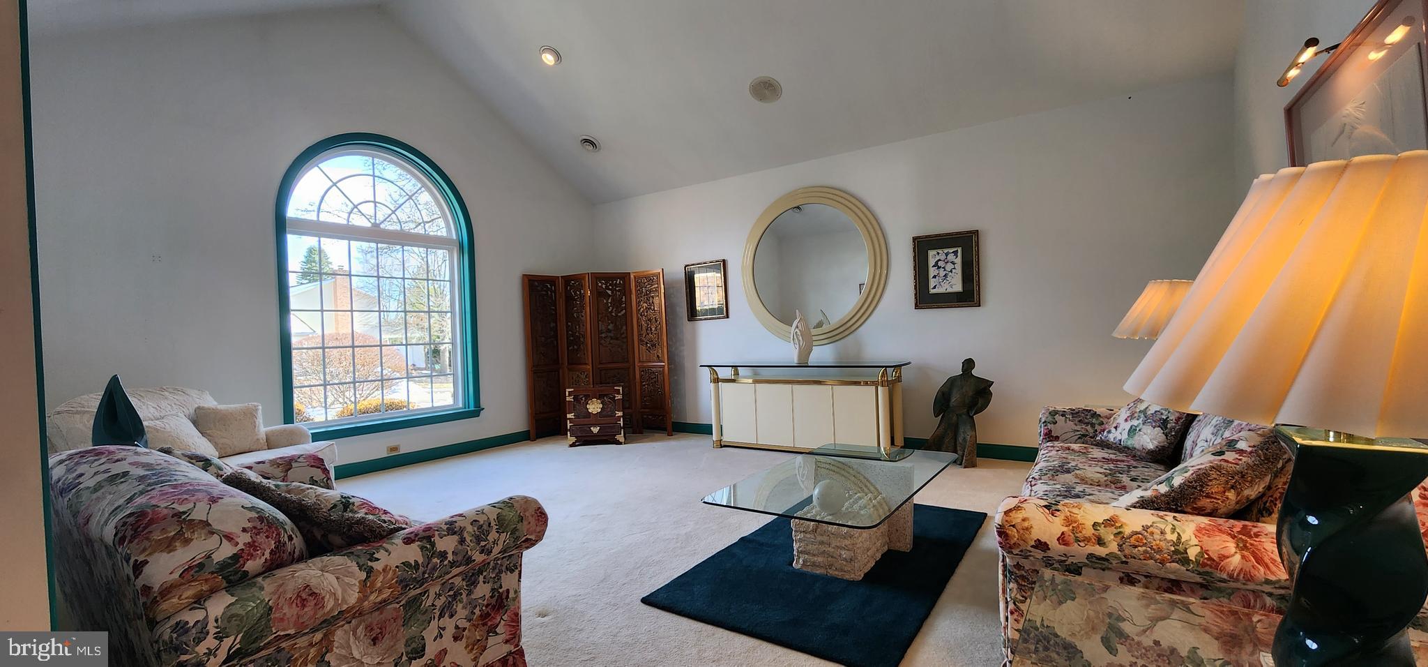 FOREST HILLS - Residential