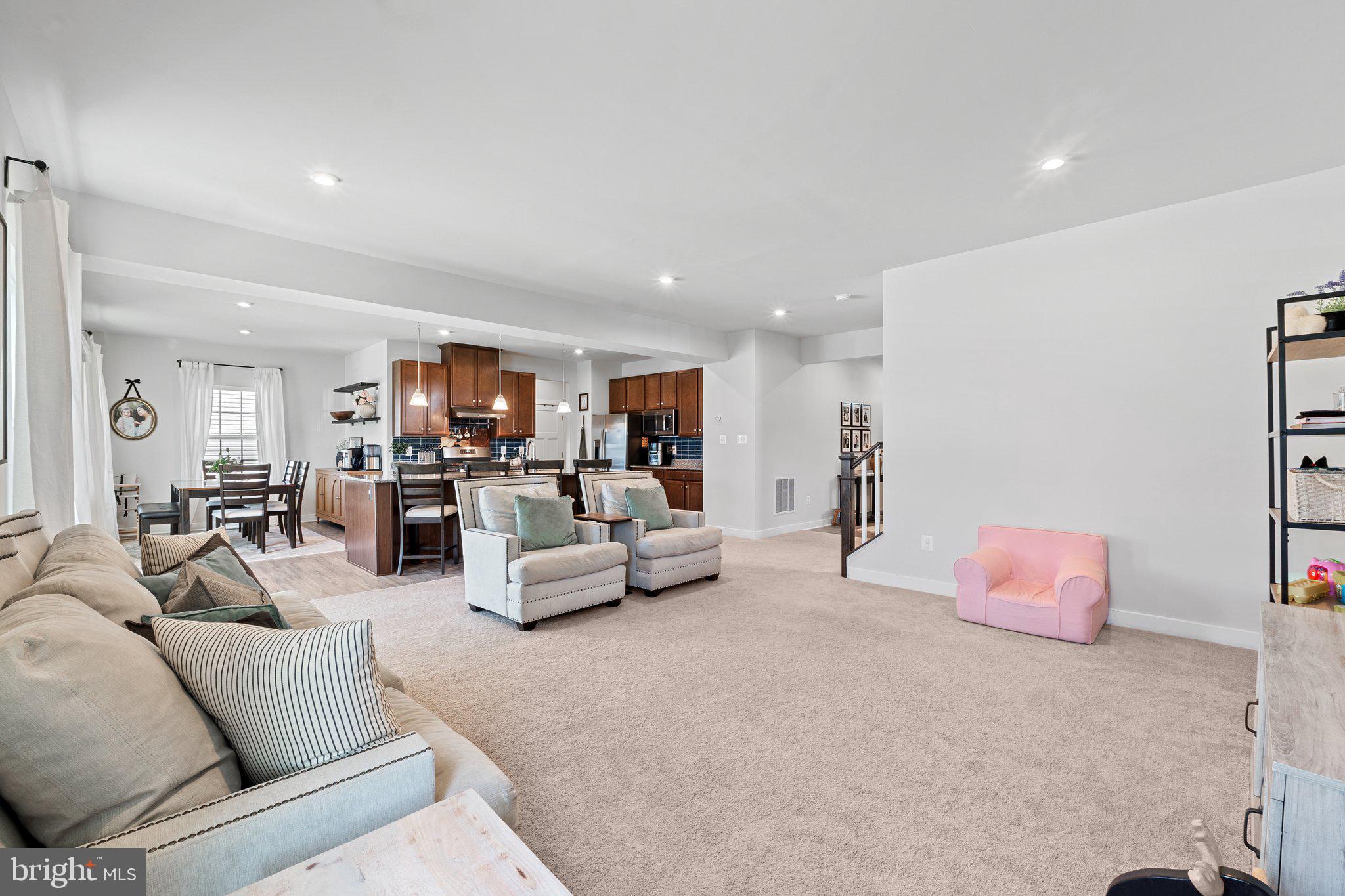 THE LAKES AT MARTINSBURG - Residential