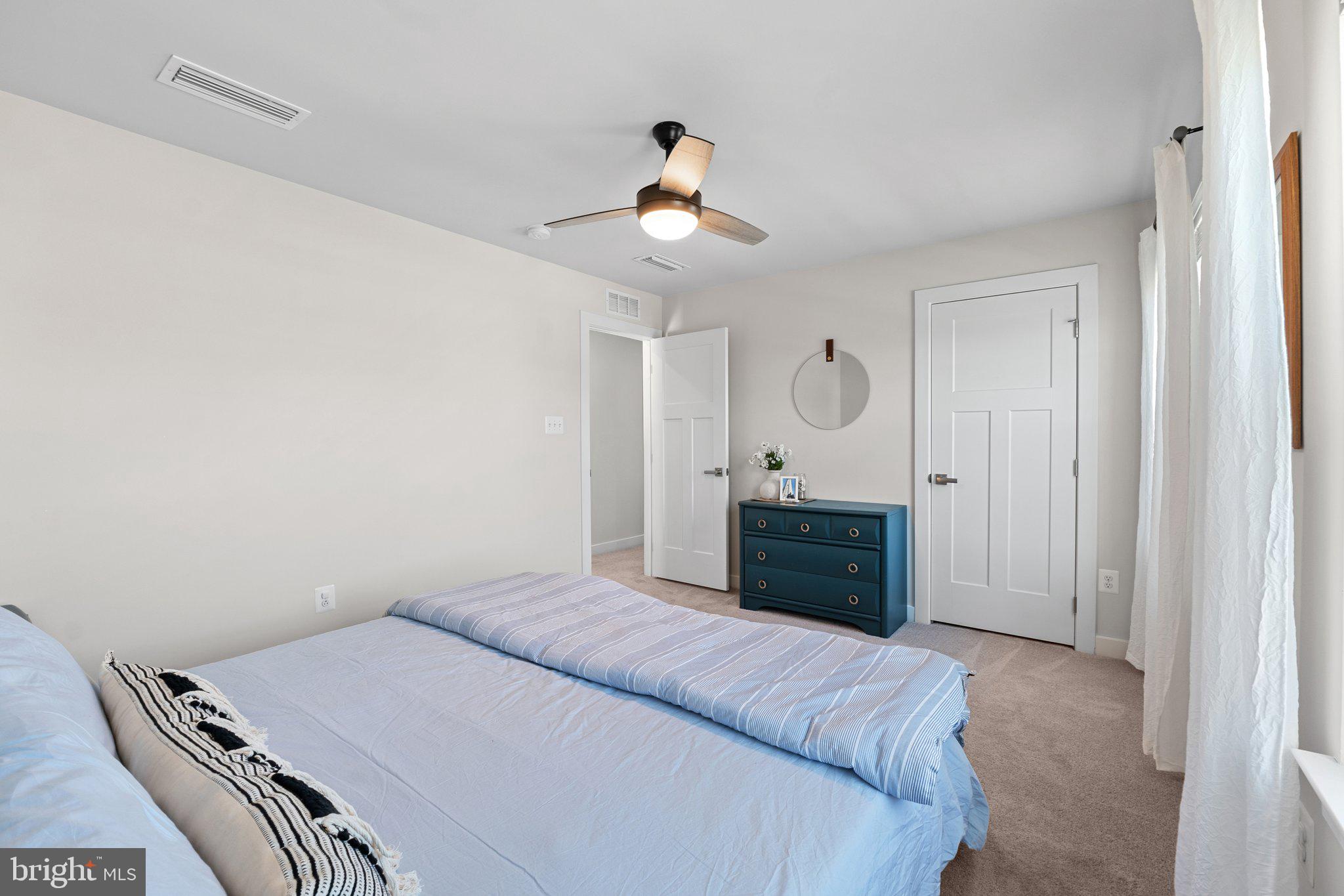 THE LAKES AT MARTINSBURG - Residential