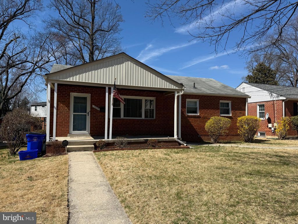 Photo of 10006 Portland Place, SILVER SPRING, MD 20901 (MLS # MDMC2223284)