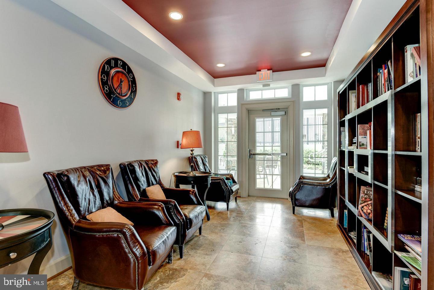 WEST VILLAGE OF SHIRLINGTON - Residential