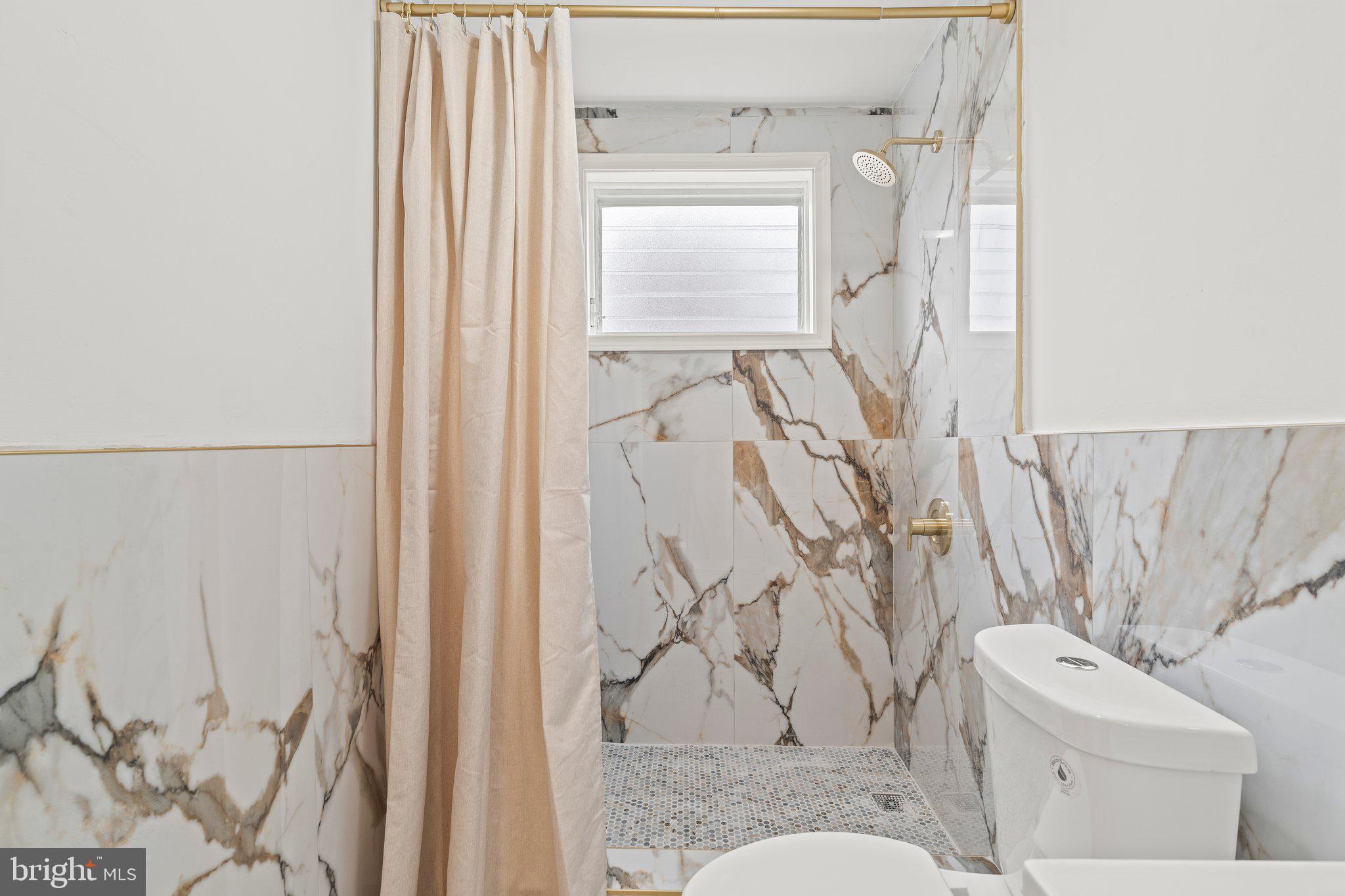 LAWNCREST - Residential