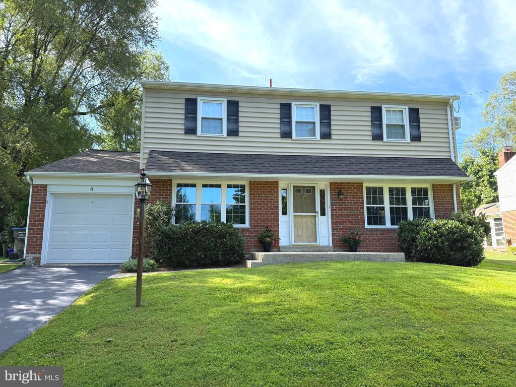 Photo of 8 Deer Run Lane, MALVERN, PA 19355 (MLS # PACT2106066)