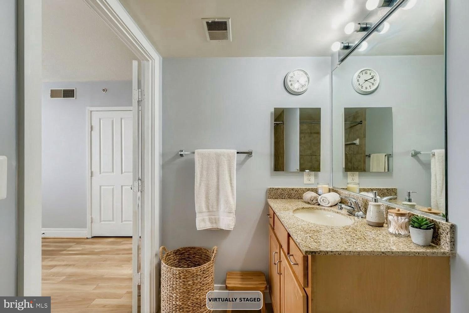 INNER HARBOR - Residential