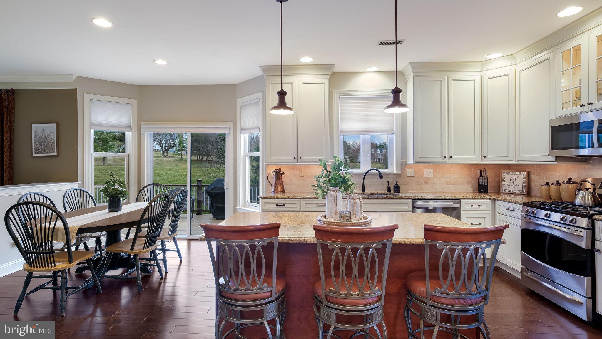 FOX HUNT ESTS - Residential