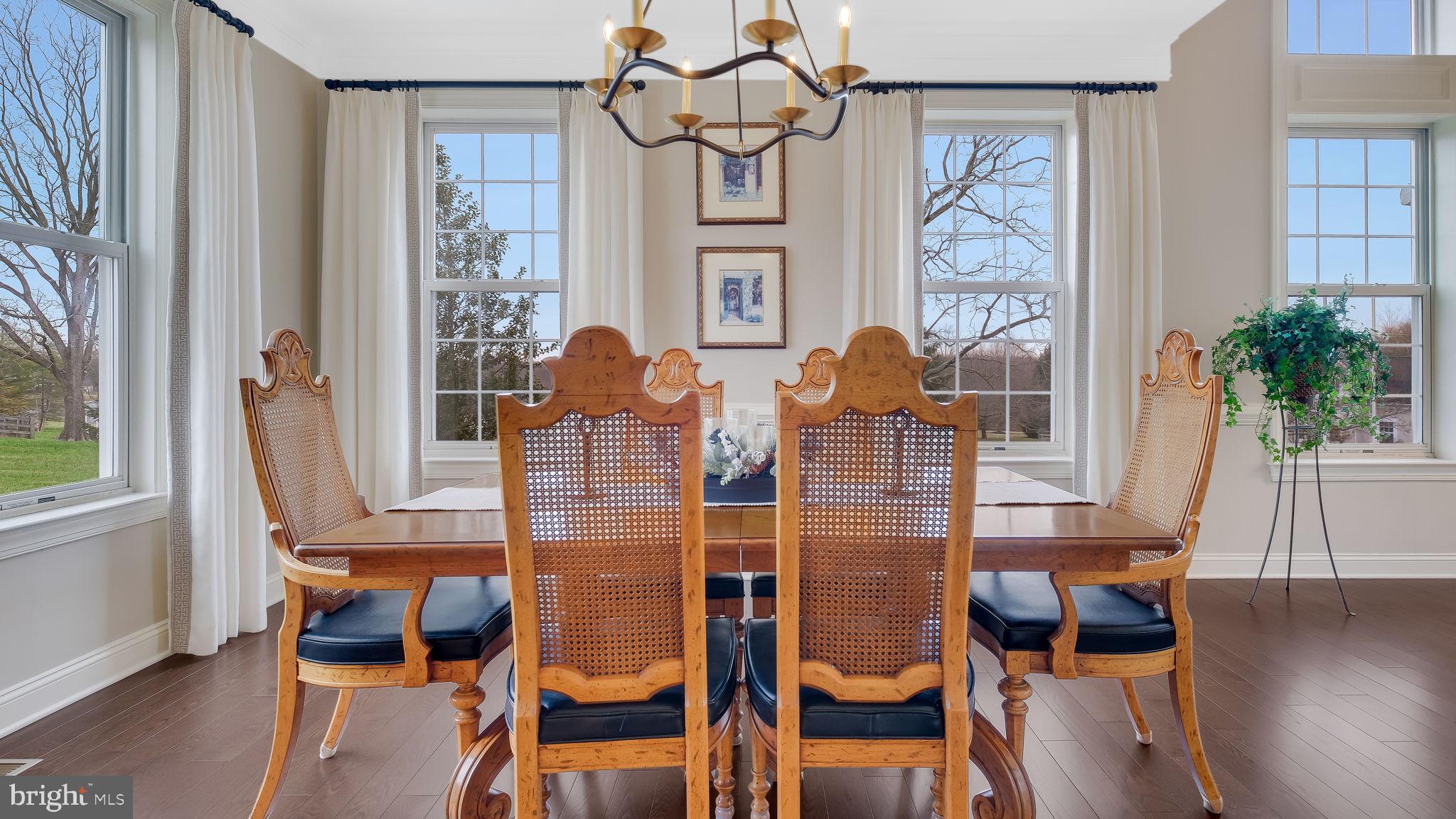 FOX HUNT ESTS - Residential