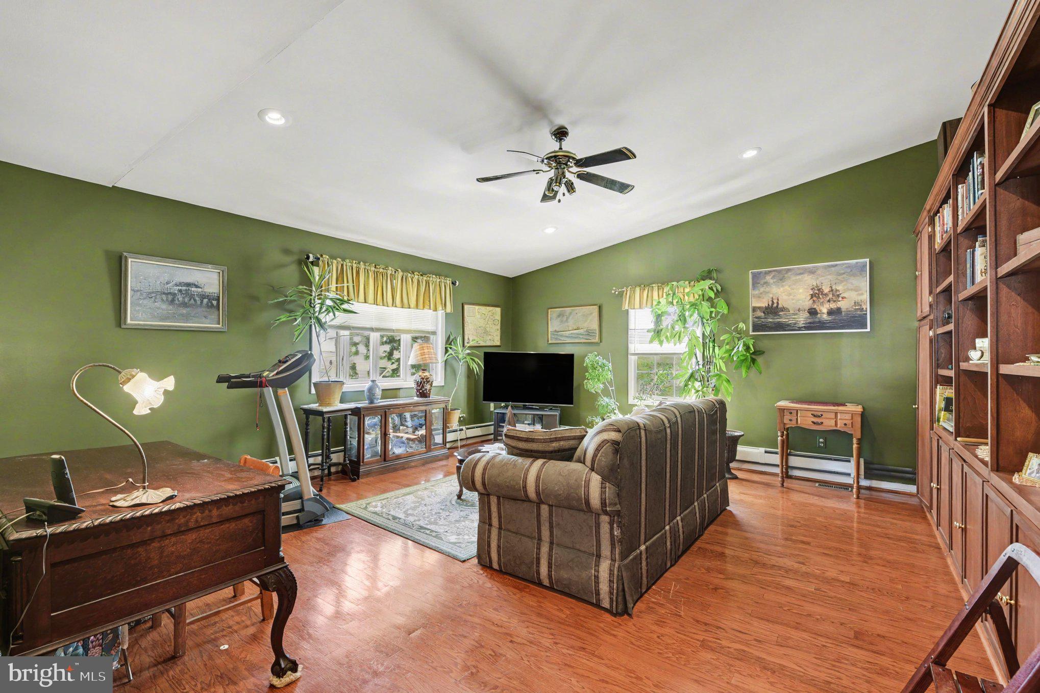 MILLERS ISLAND - Residential