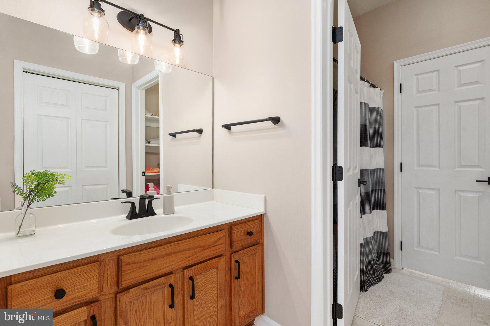 HAMMONDS MILL - Residential