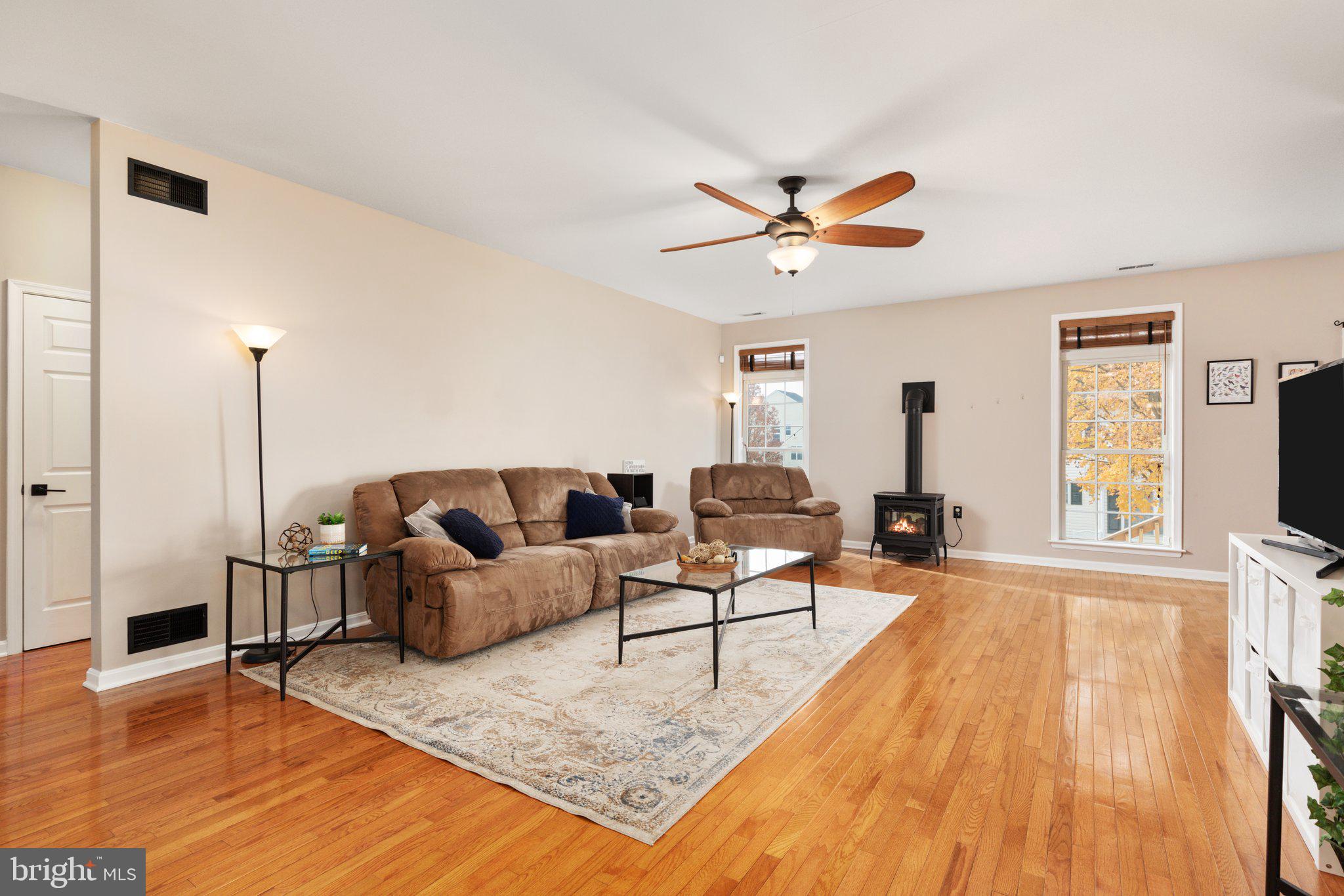 HAMMONDS MILL - Residential