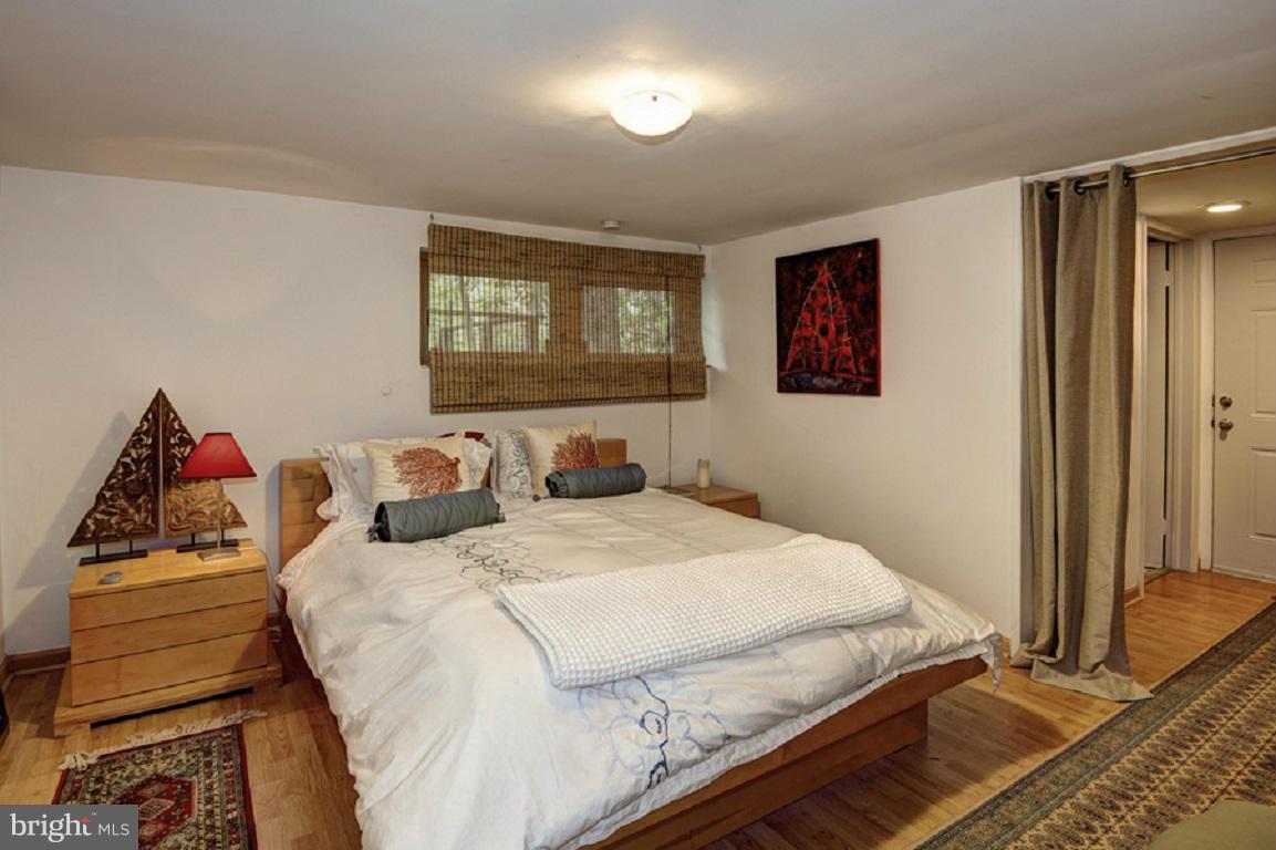 BRADLEY HILLS GROVE - Residential