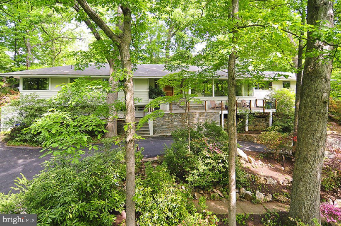 BRADLEY HILLS GROVE - Residential