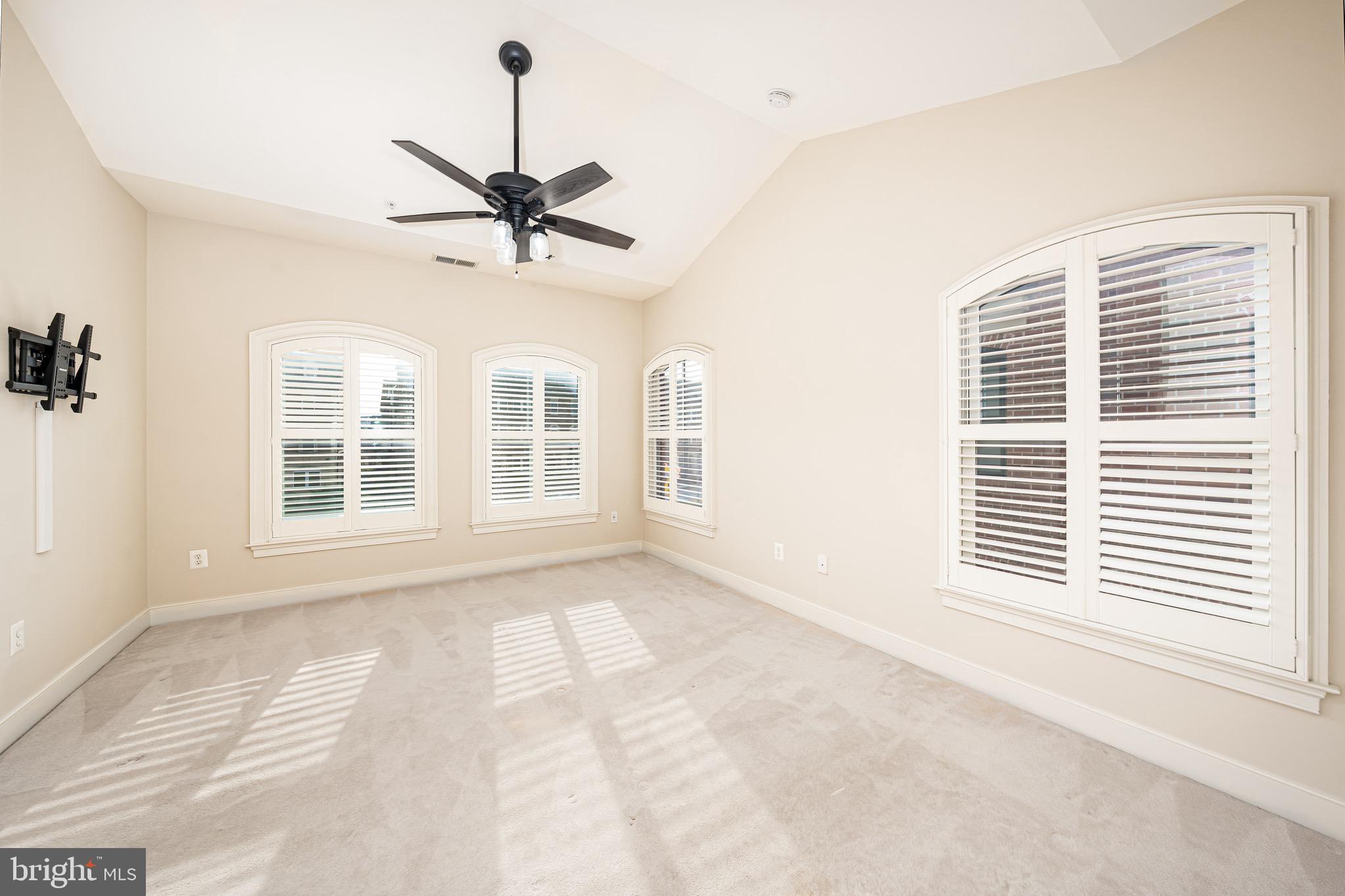 VILLAGES OF URBANA - Residential