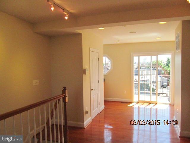 UPPER FELLS POINT - Residential