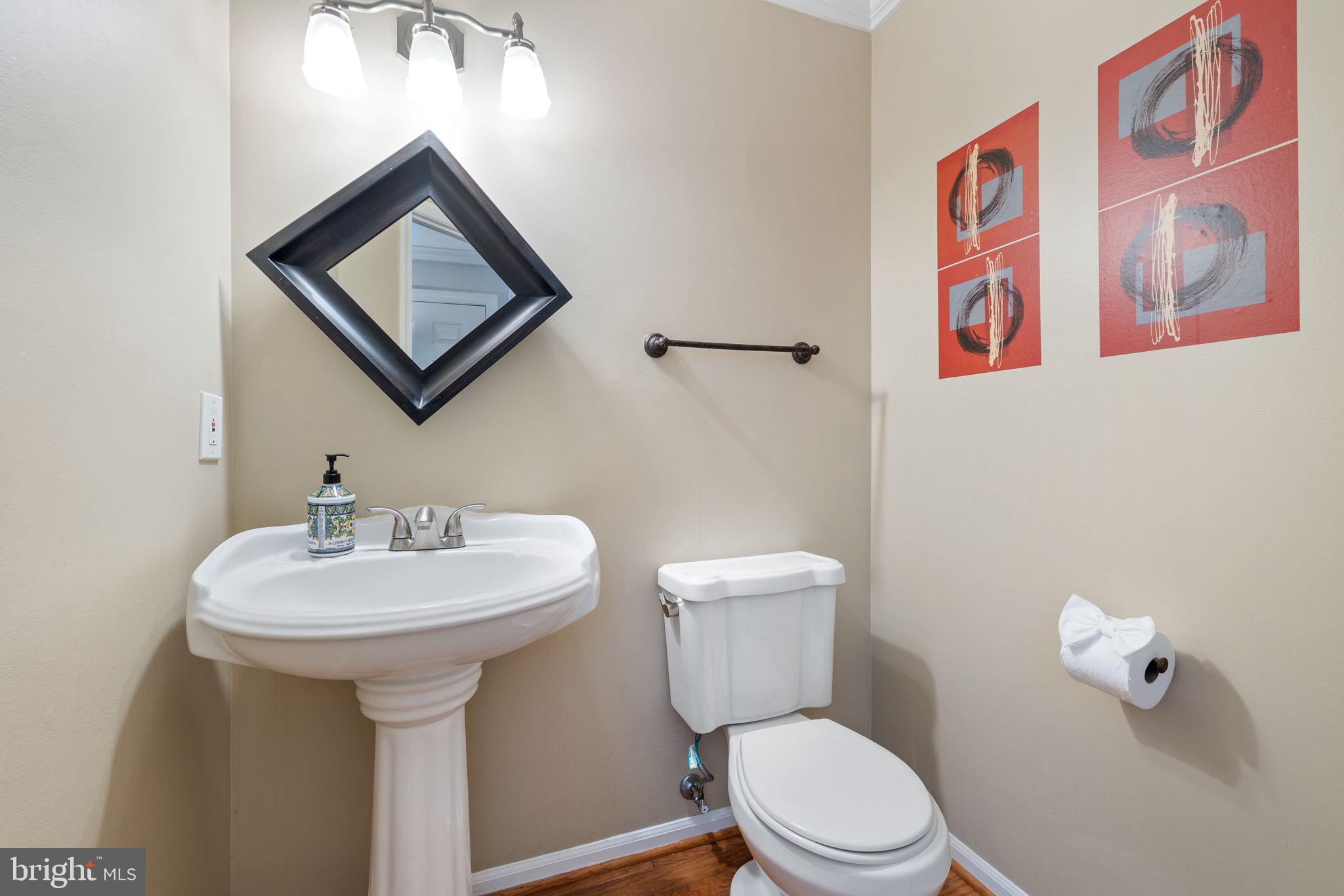 GABLES AT GUNSTON - Residential