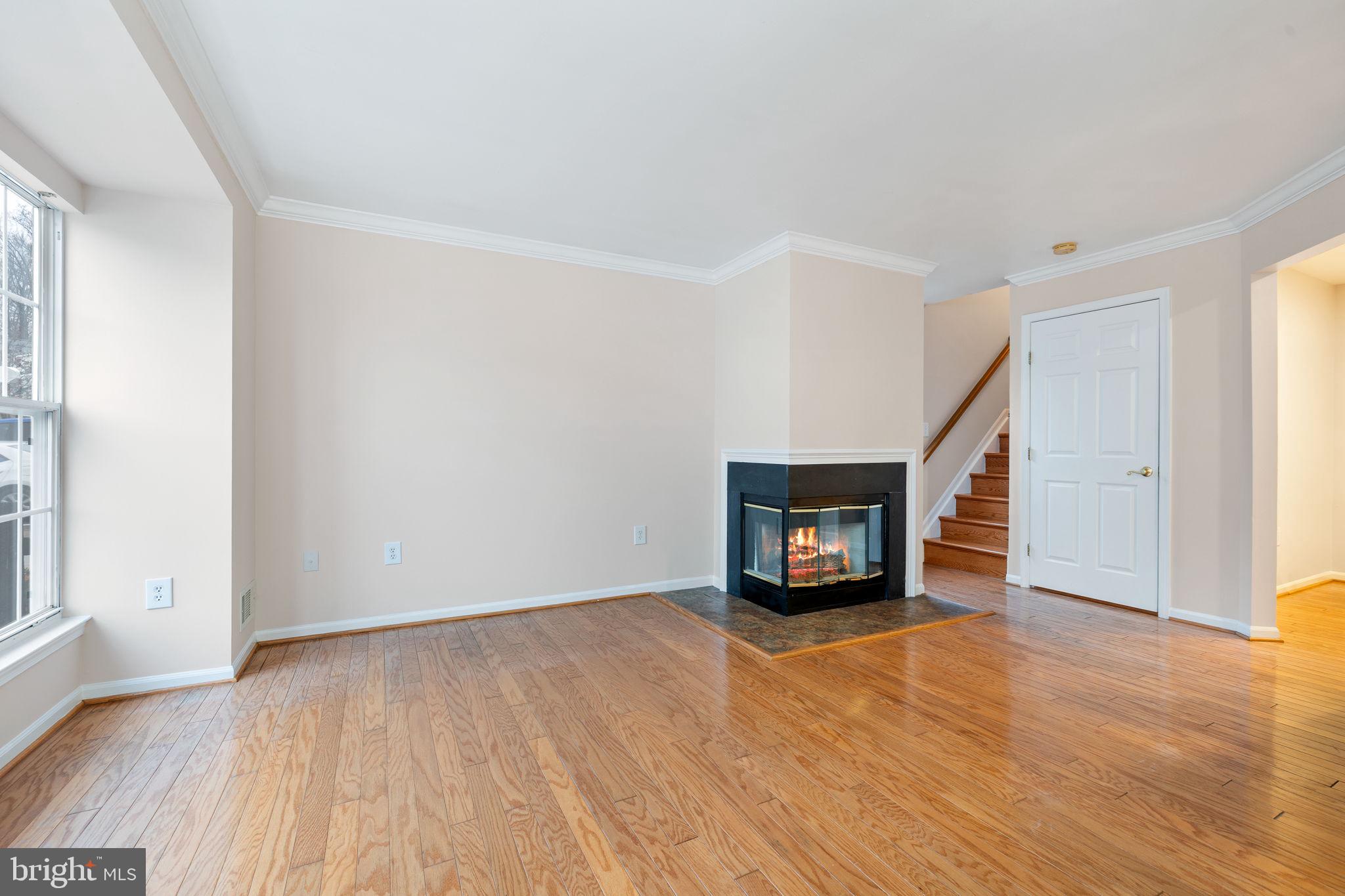 GABLES AT GUNSTON - Residential