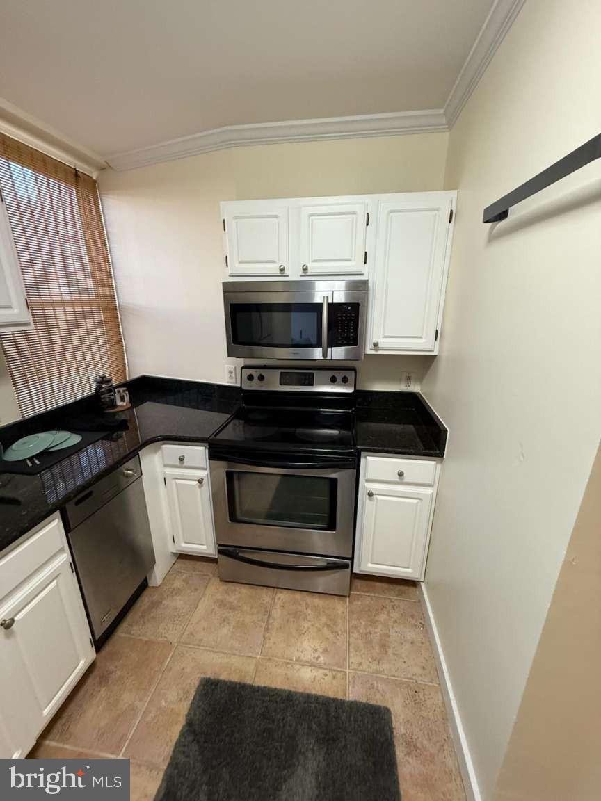 CHESTNUT HILL - Residential Lease