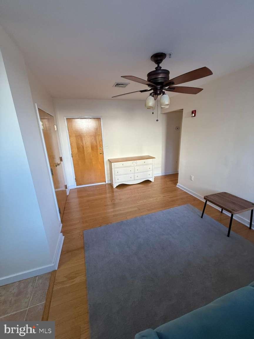 CHESTNUT HILL - Residential Lease