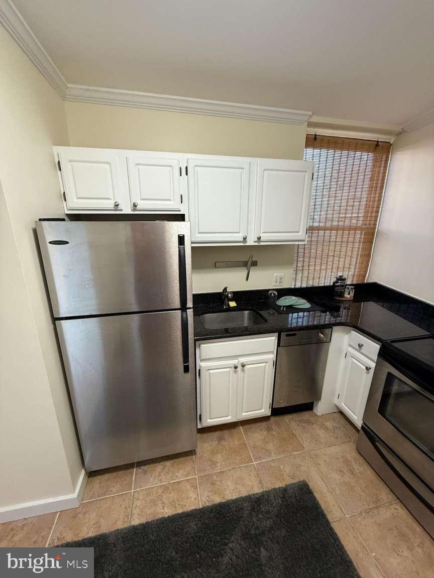 CHESTNUT HILL - Residential Lease