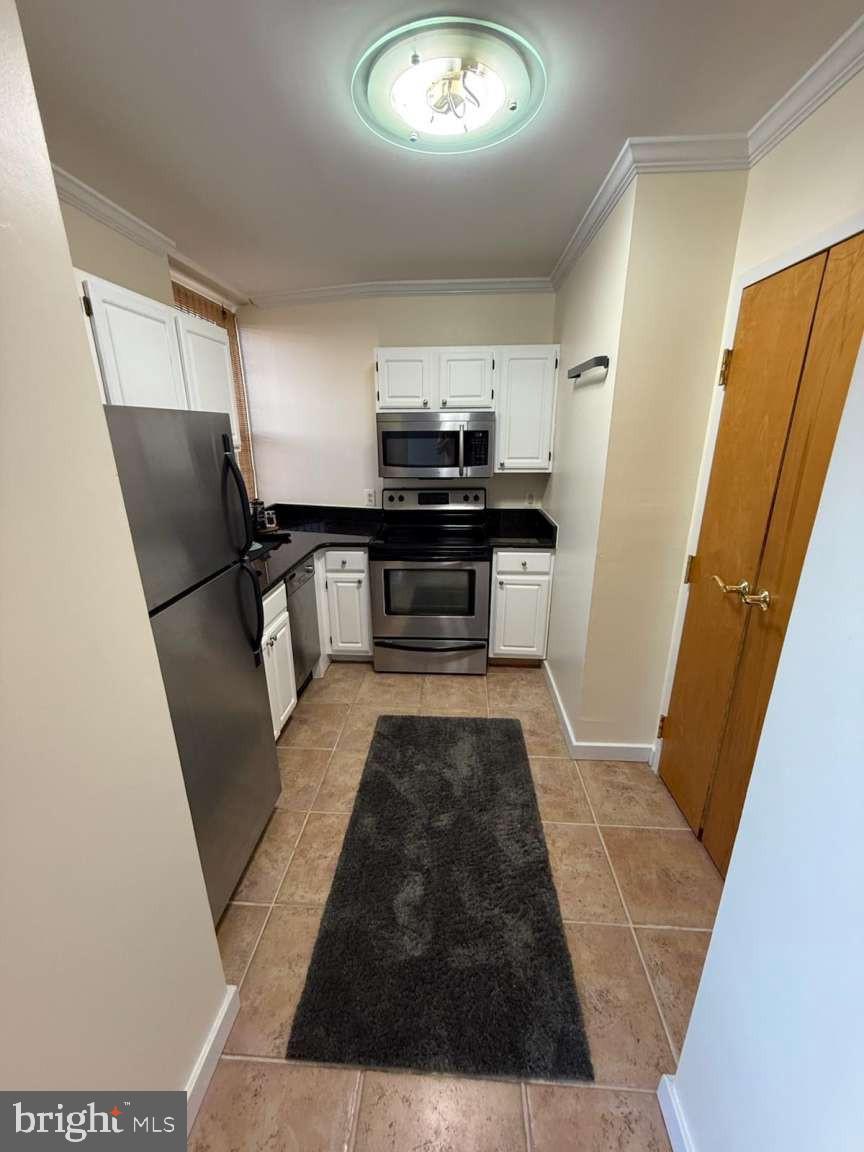 CHESTNUT HILL - Residential Lease