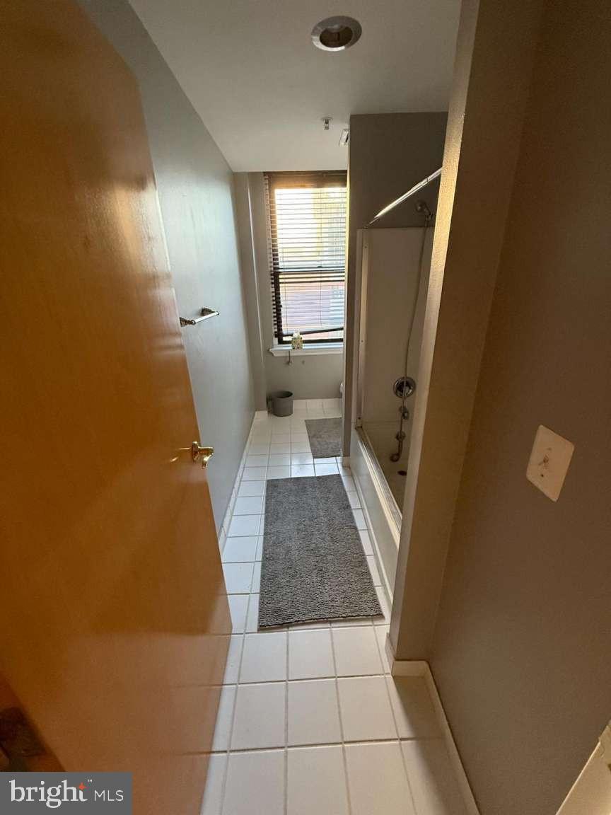 CHESTNUT HILL - Residential Lease