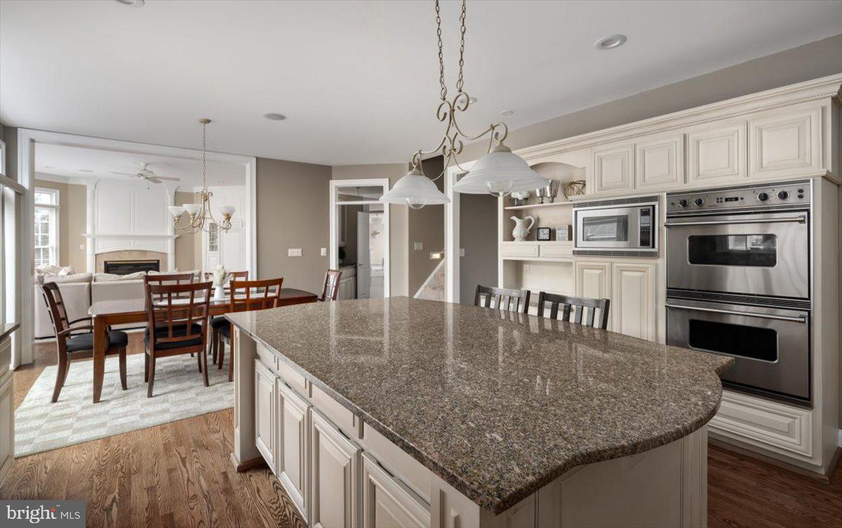 ASHBURN FARM - Residential