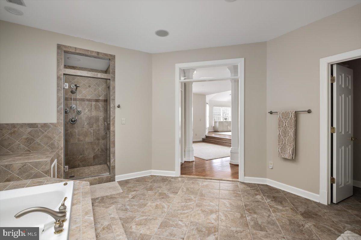 ASHBURN FARM - Residential