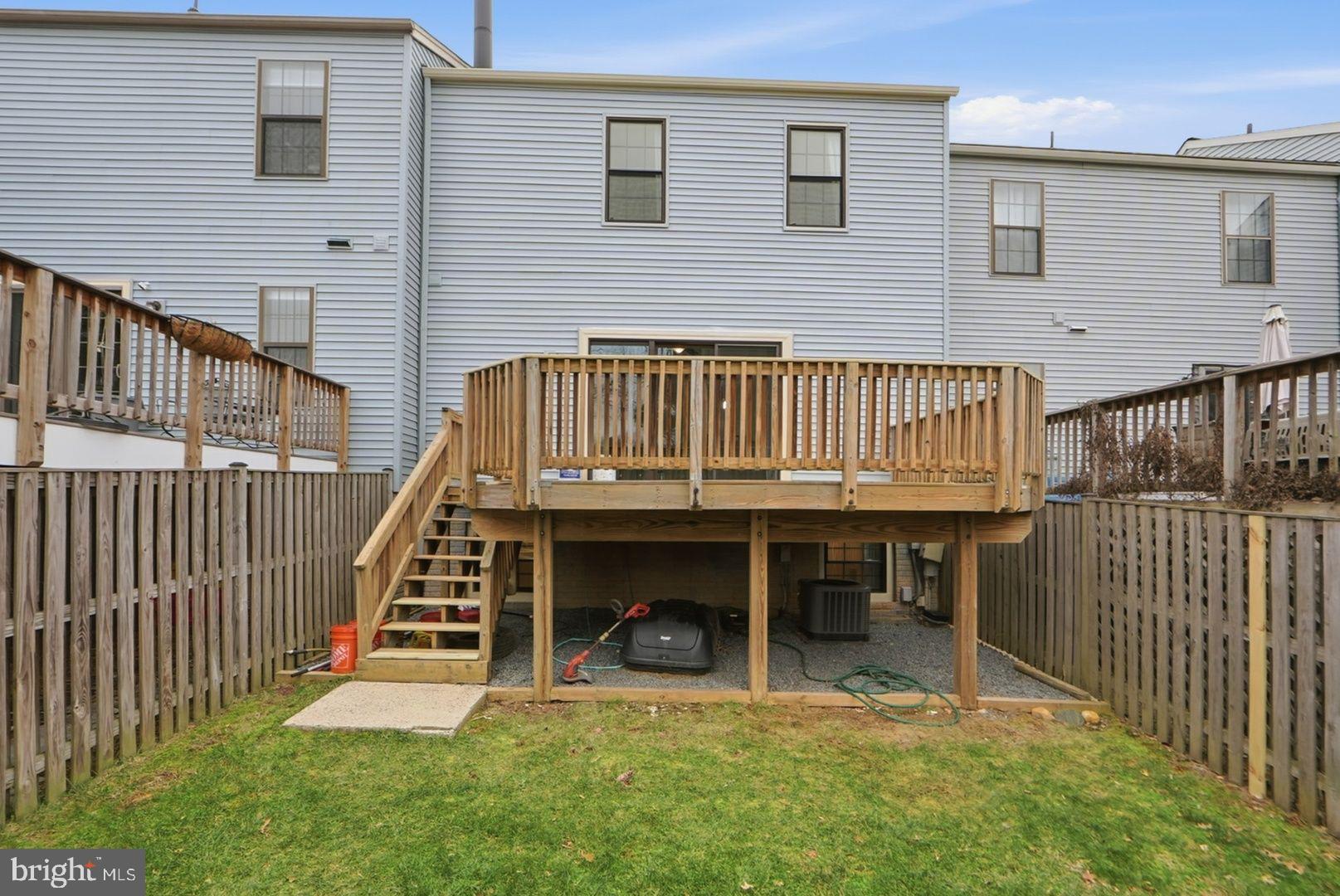 COUNTRYSIDE - Residential