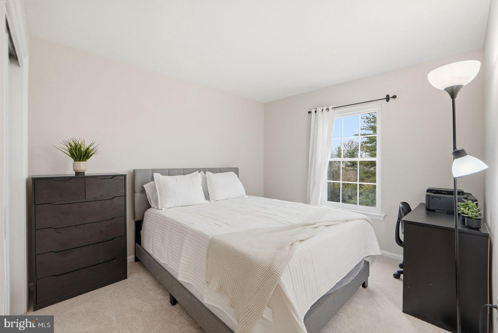 COUNTRYSIDE - Residential