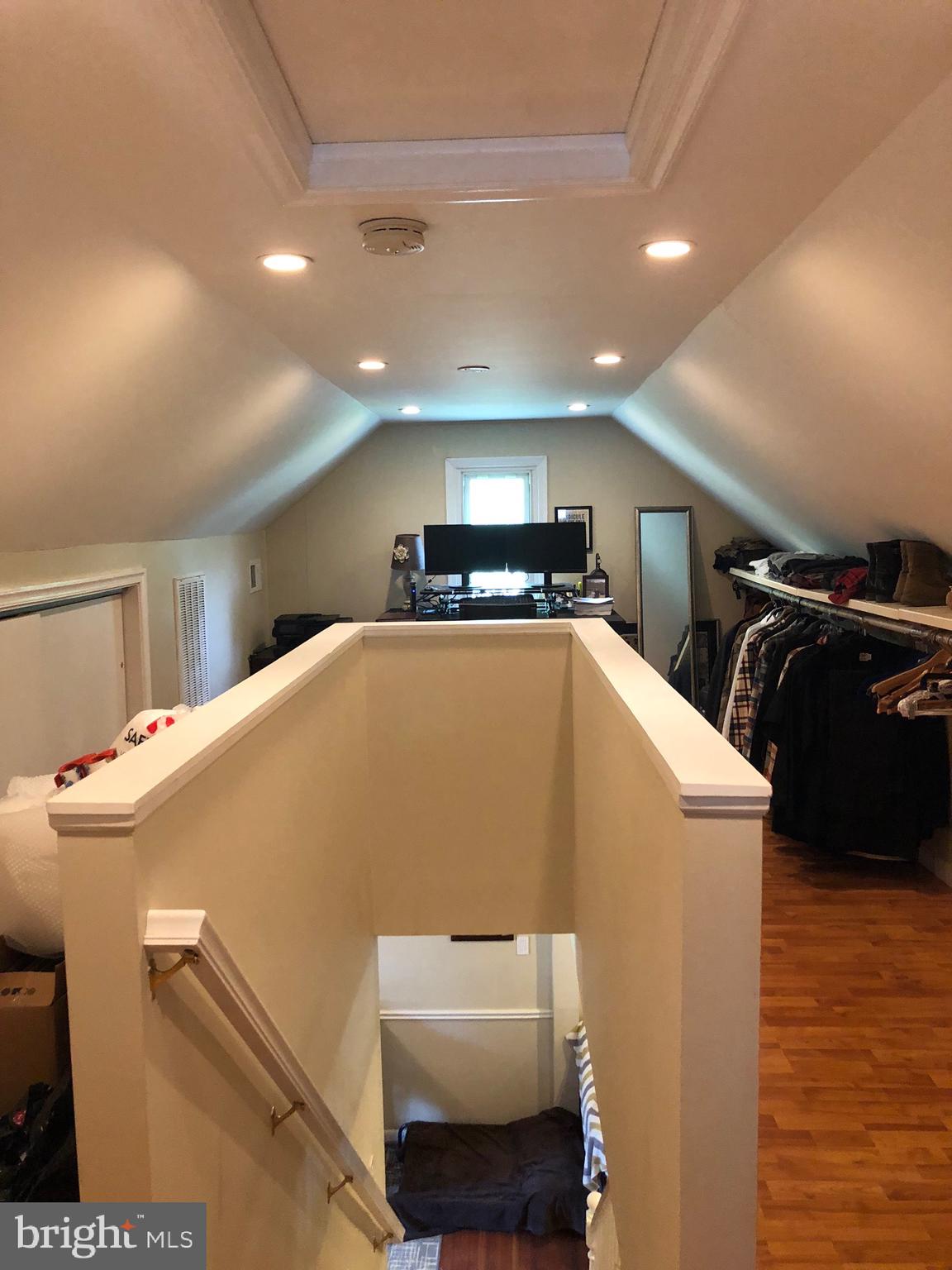 BURGUNDY VILLAGE - Residential Lease