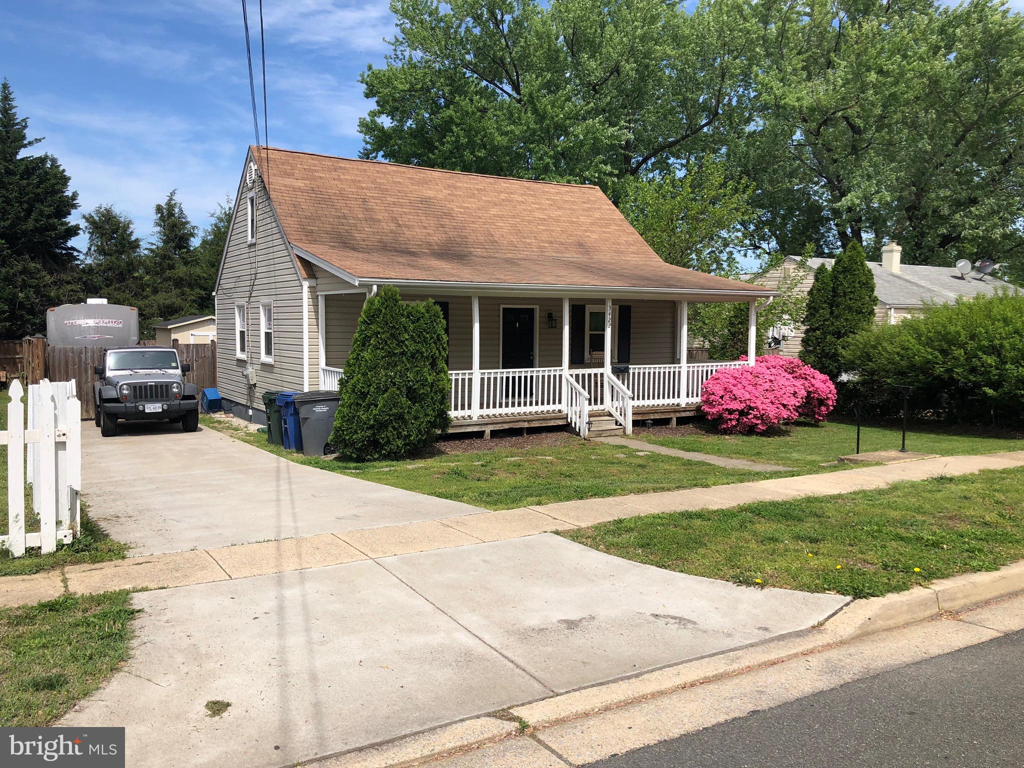 BURGUNDY VILLAGE - Residential Lease