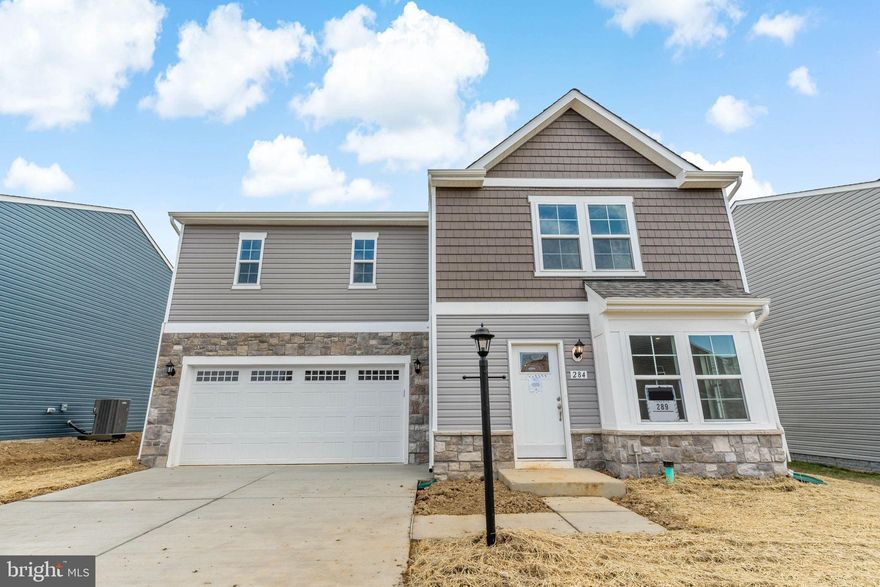 Crafton II 4 Beds 2.5 Baths COMP Listing  *Photos may not be of actual home. Photos may be of similar home/floorplan if home is under construction or if this is a base price listing.