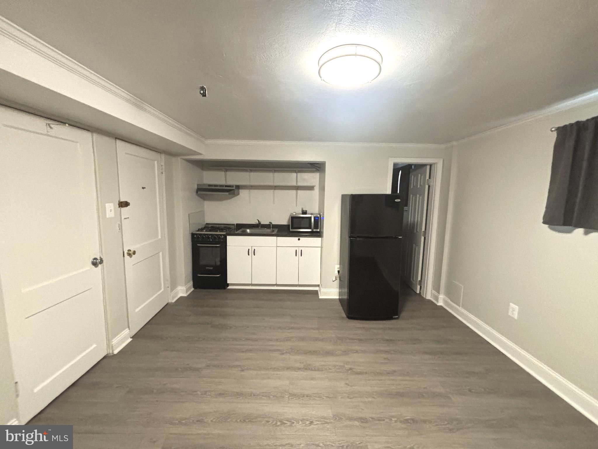 3909 WASHINGTON BOULEVARD B