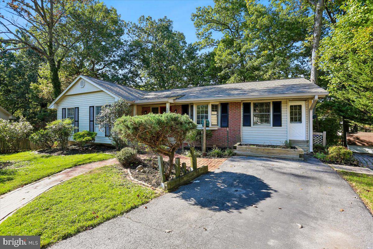 1002 BROADMORE CIRCLE