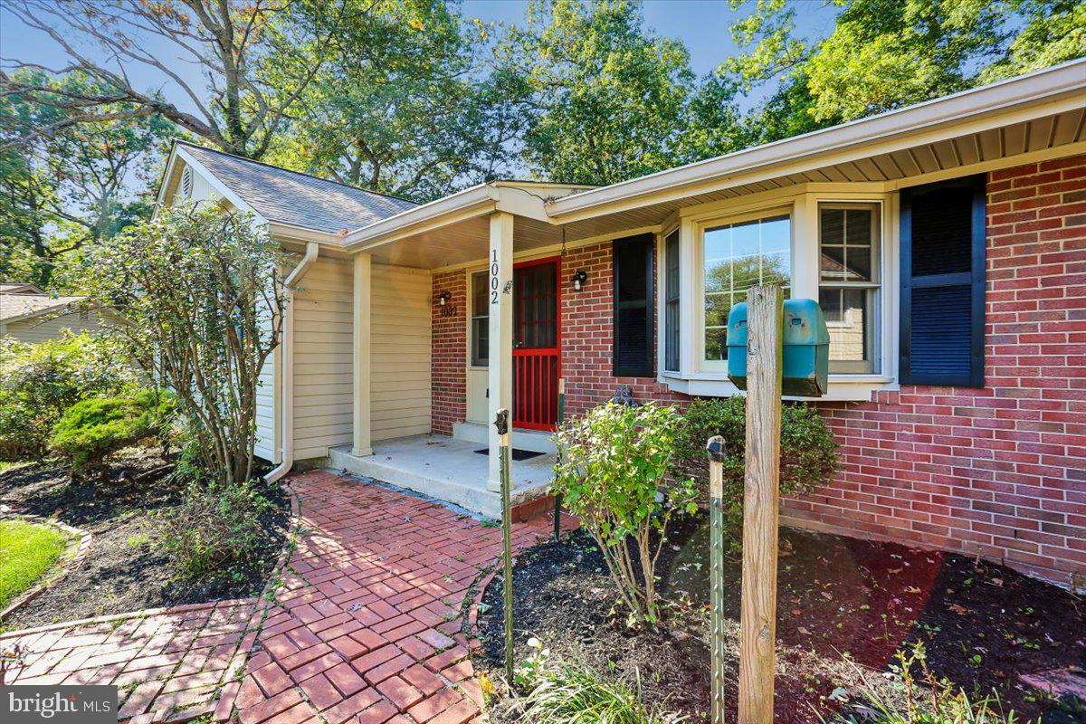 1002 BROADMORE CIRCLE