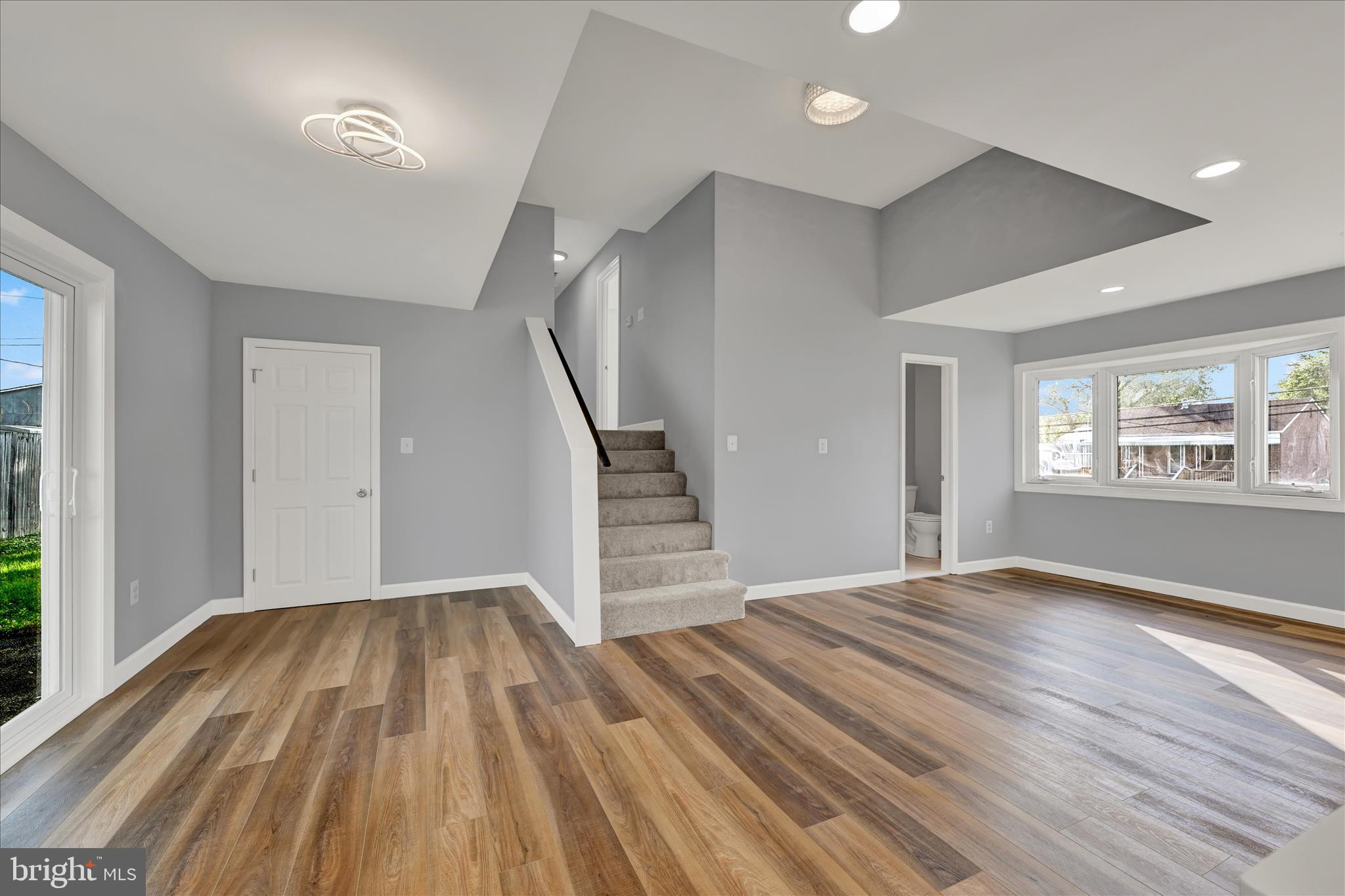 VICTORY VILLA - Residential