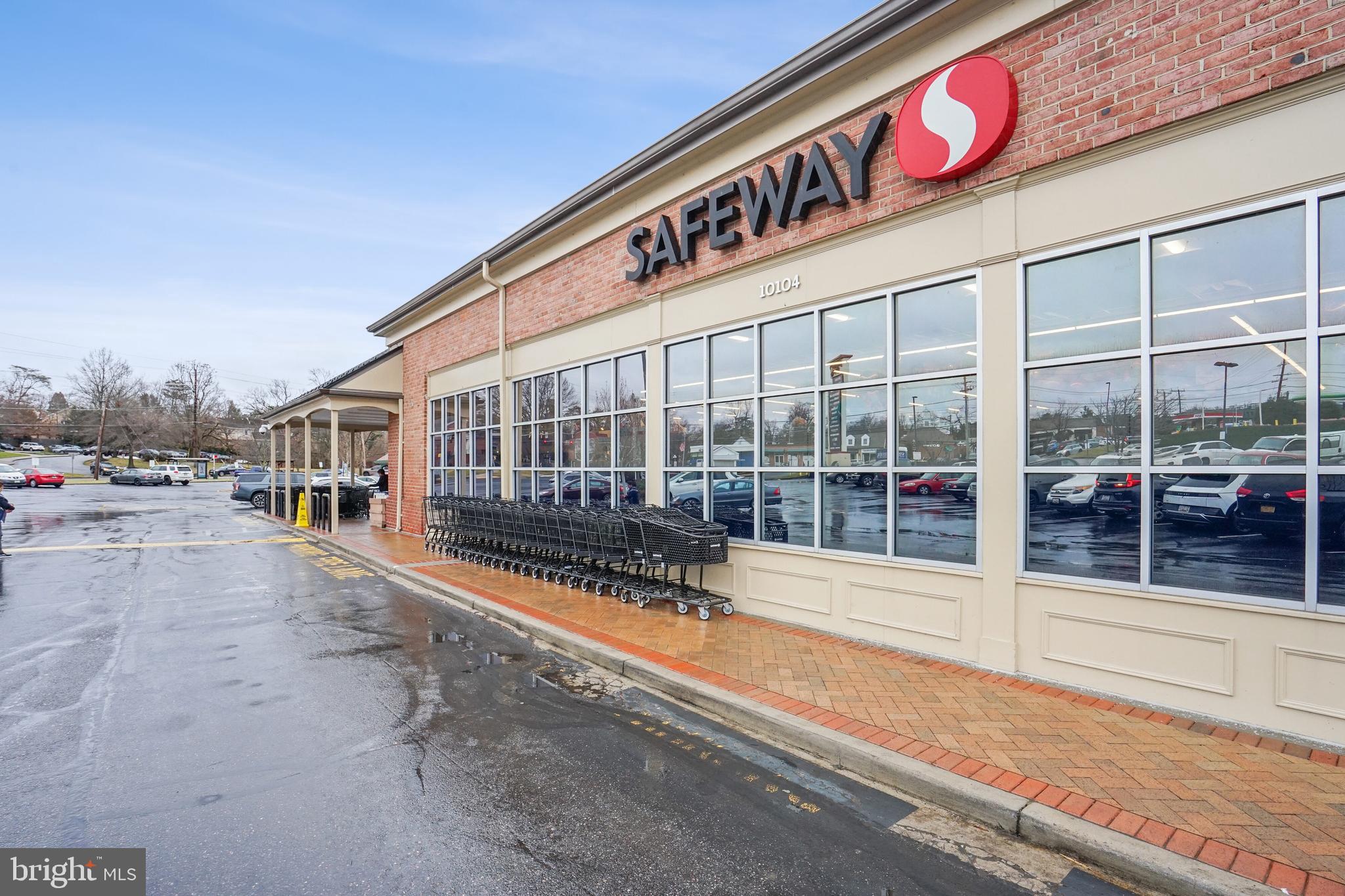 POTOMAC VILLAGE - Residential