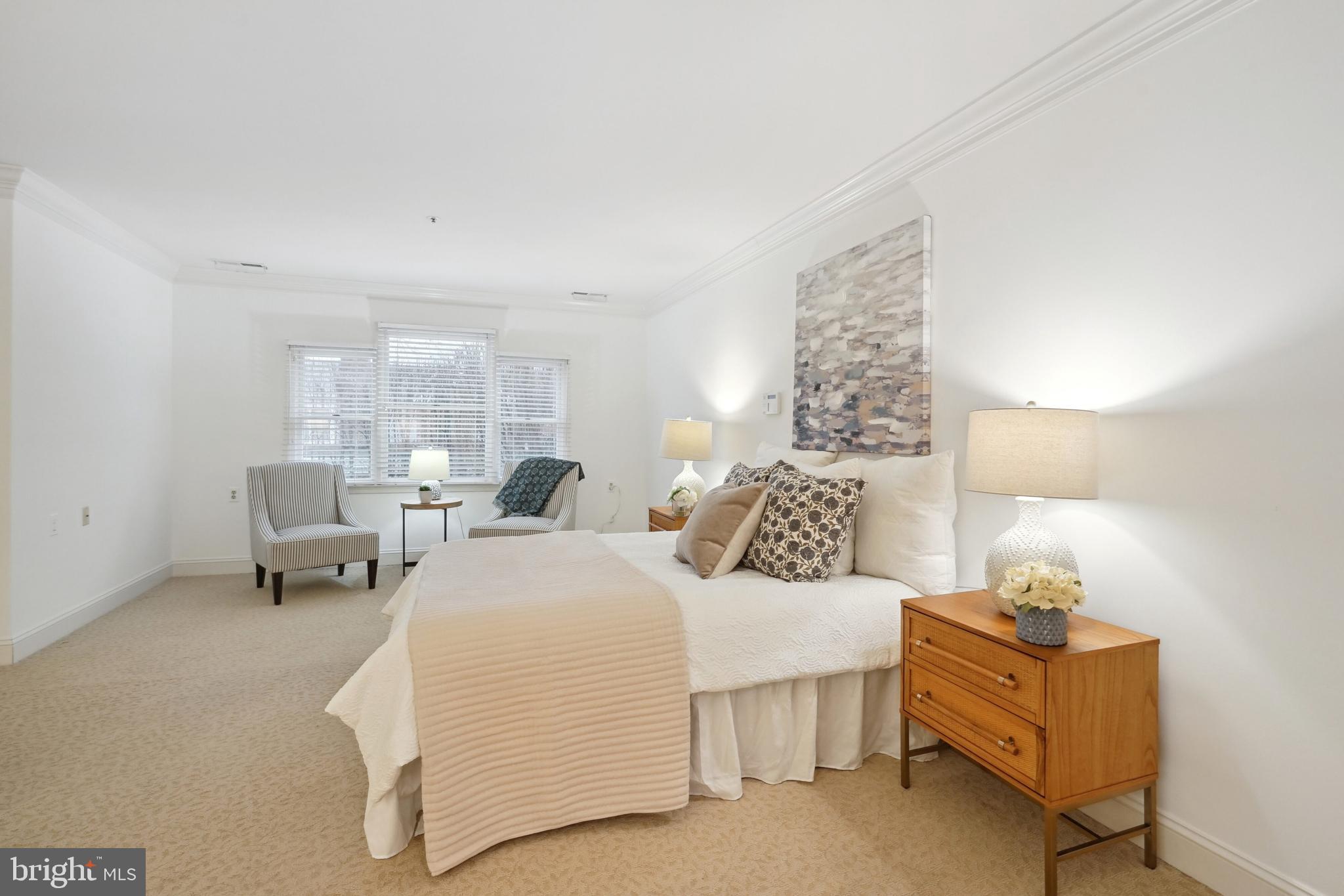 POTOMAC VILLAGE - Residential