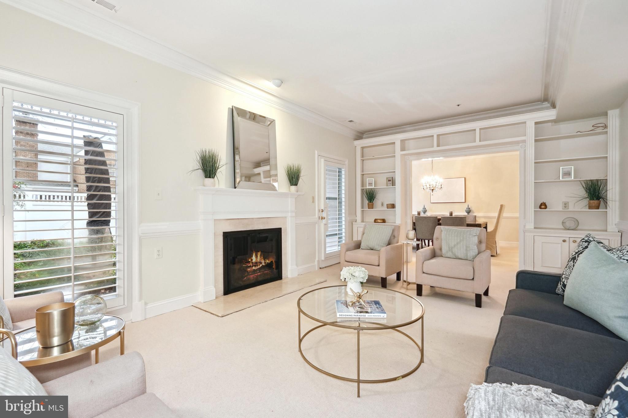 POTOMAC VILLAGE - Residential