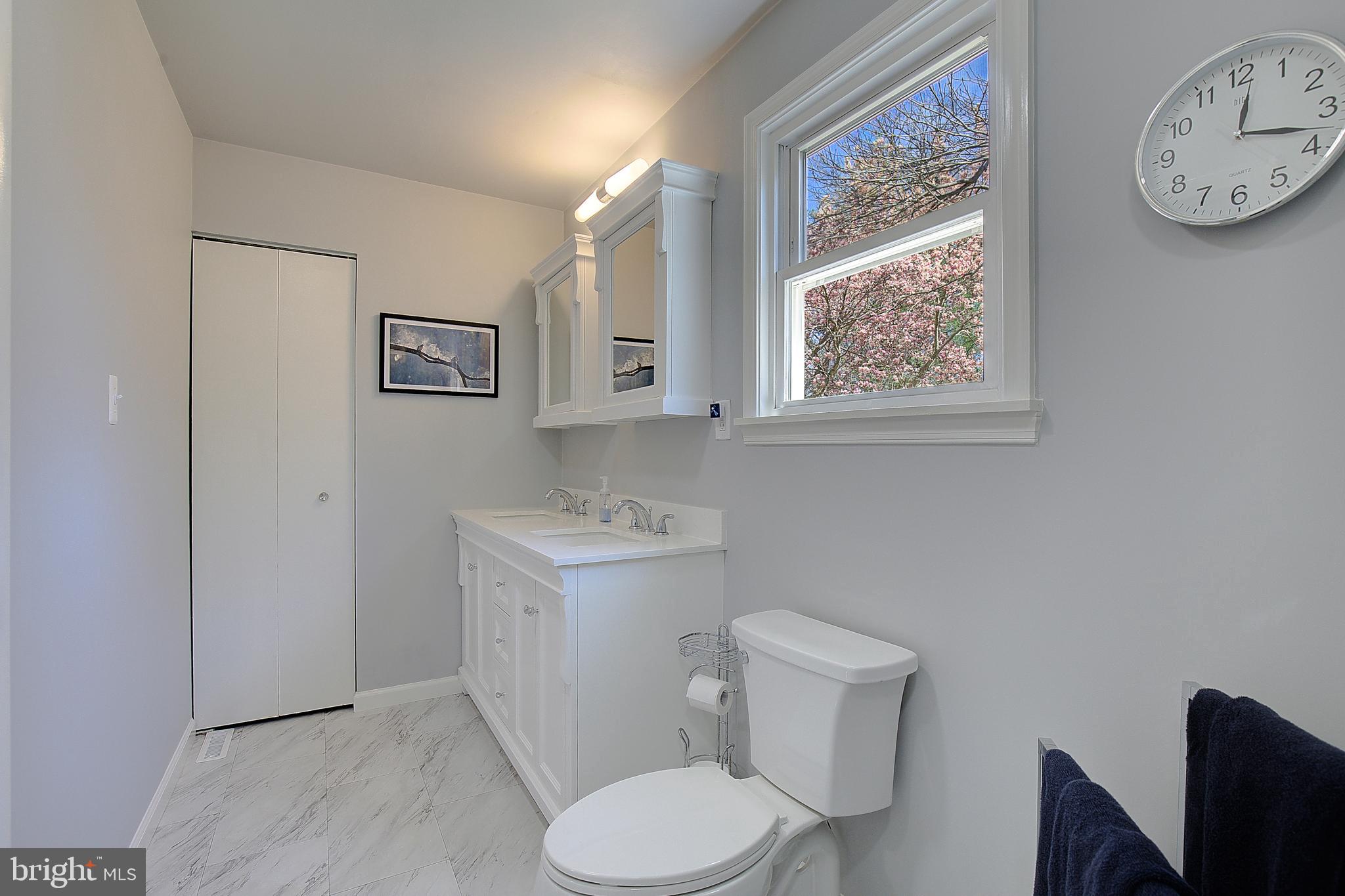 OLD BAYSIDE - Residential