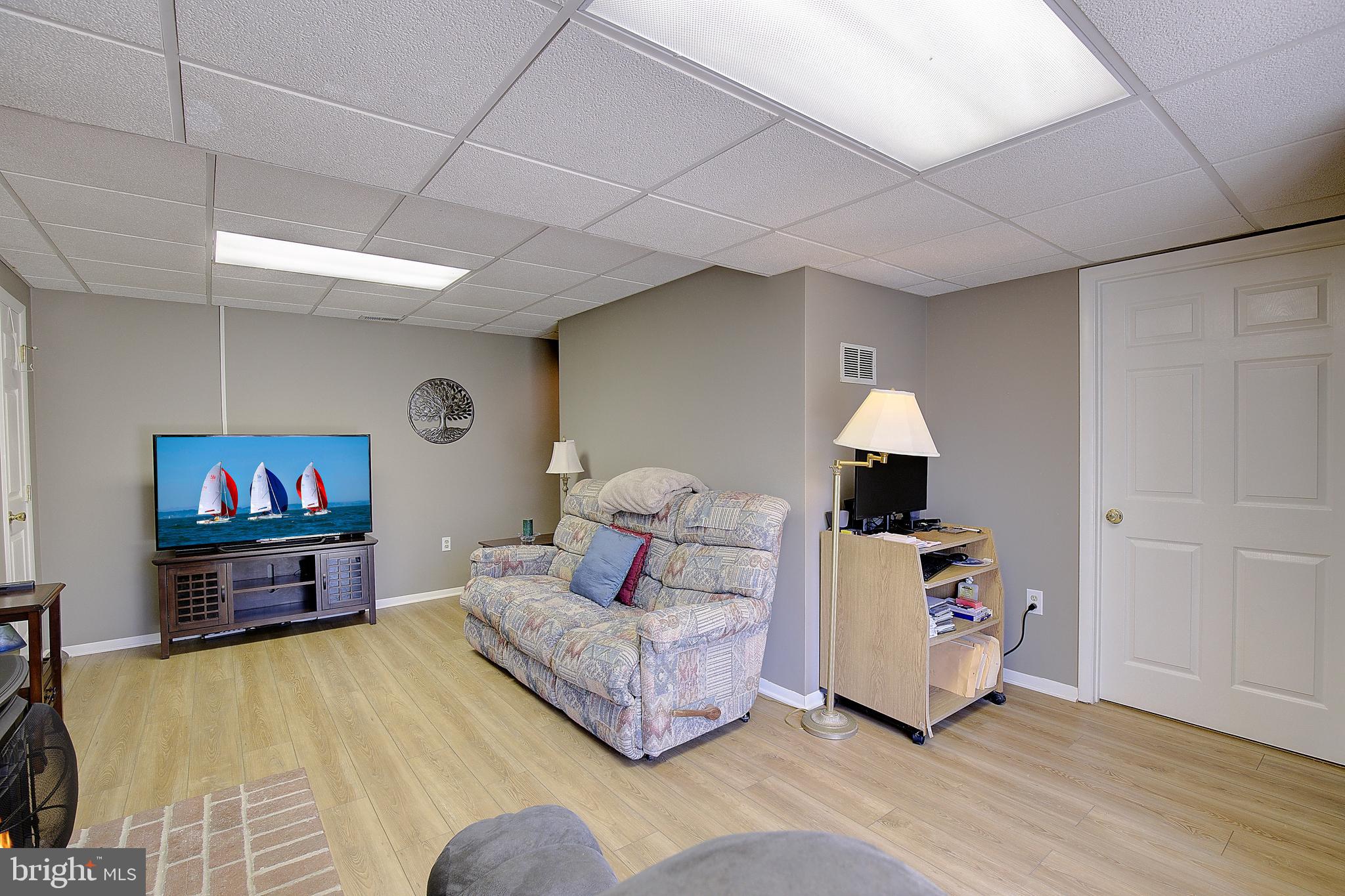 OLD BAYSIDE - Residential