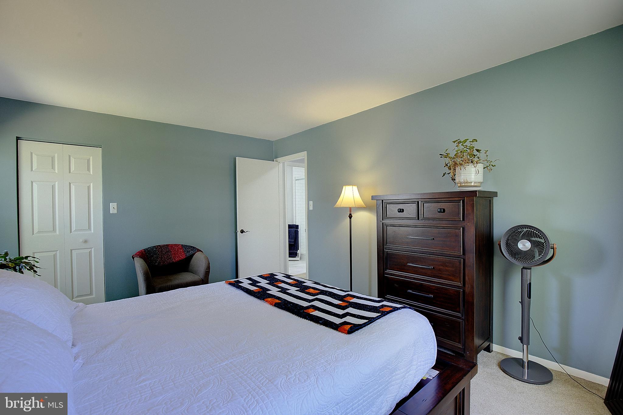 OLD BAYSIDE - Residential