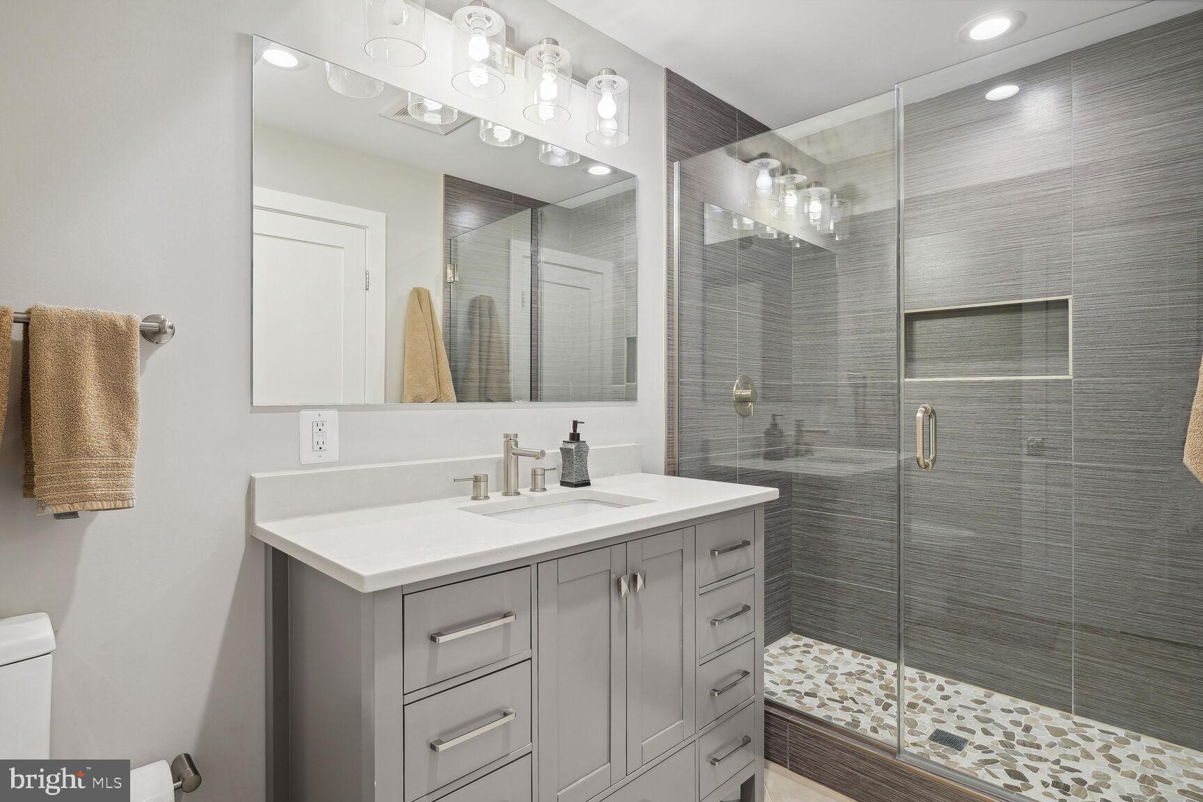 BEVERLY FARMS - Residential